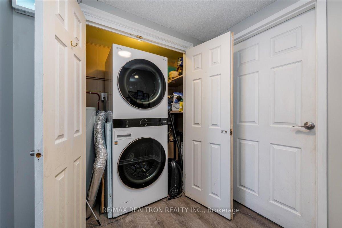 Photo 8 of 146 Carmichael Crescent, Blue Mountains — HOMEH