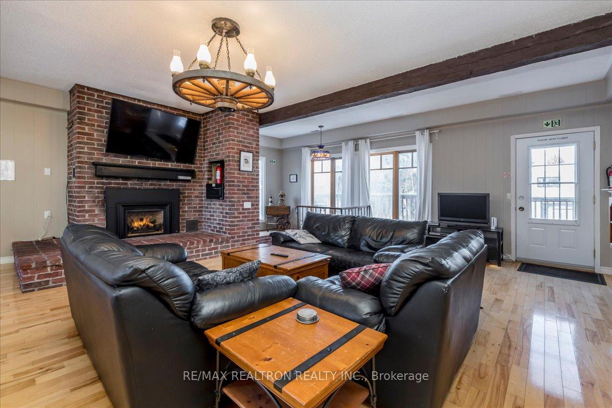 Photo 9 of 146 Carmichael Crescent, Blue Mountains — HOMEH