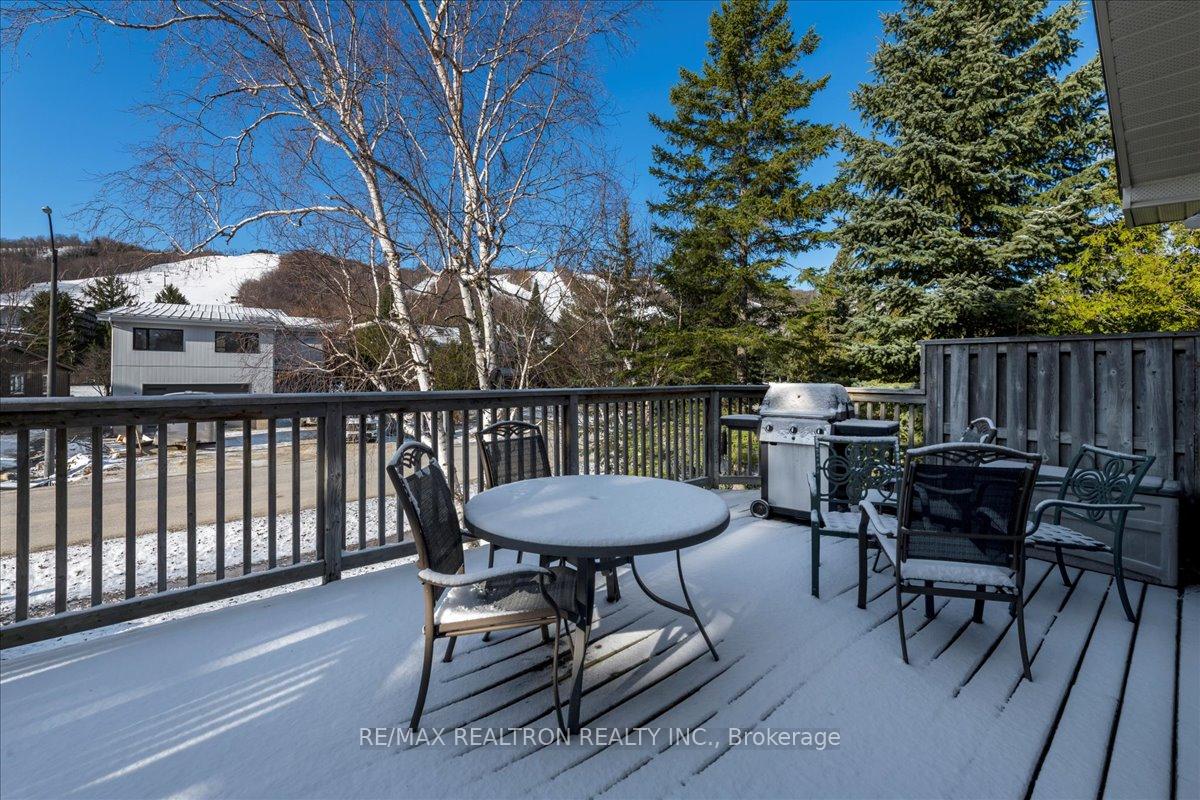 Photo 22 of 146 Carmichael Crescent, Blue Mountains — HOMEH
