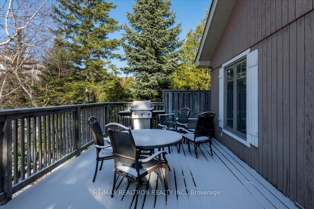 Photo 23 of 146 Carmichael Crescent, Blue Mountains — HOMEH
