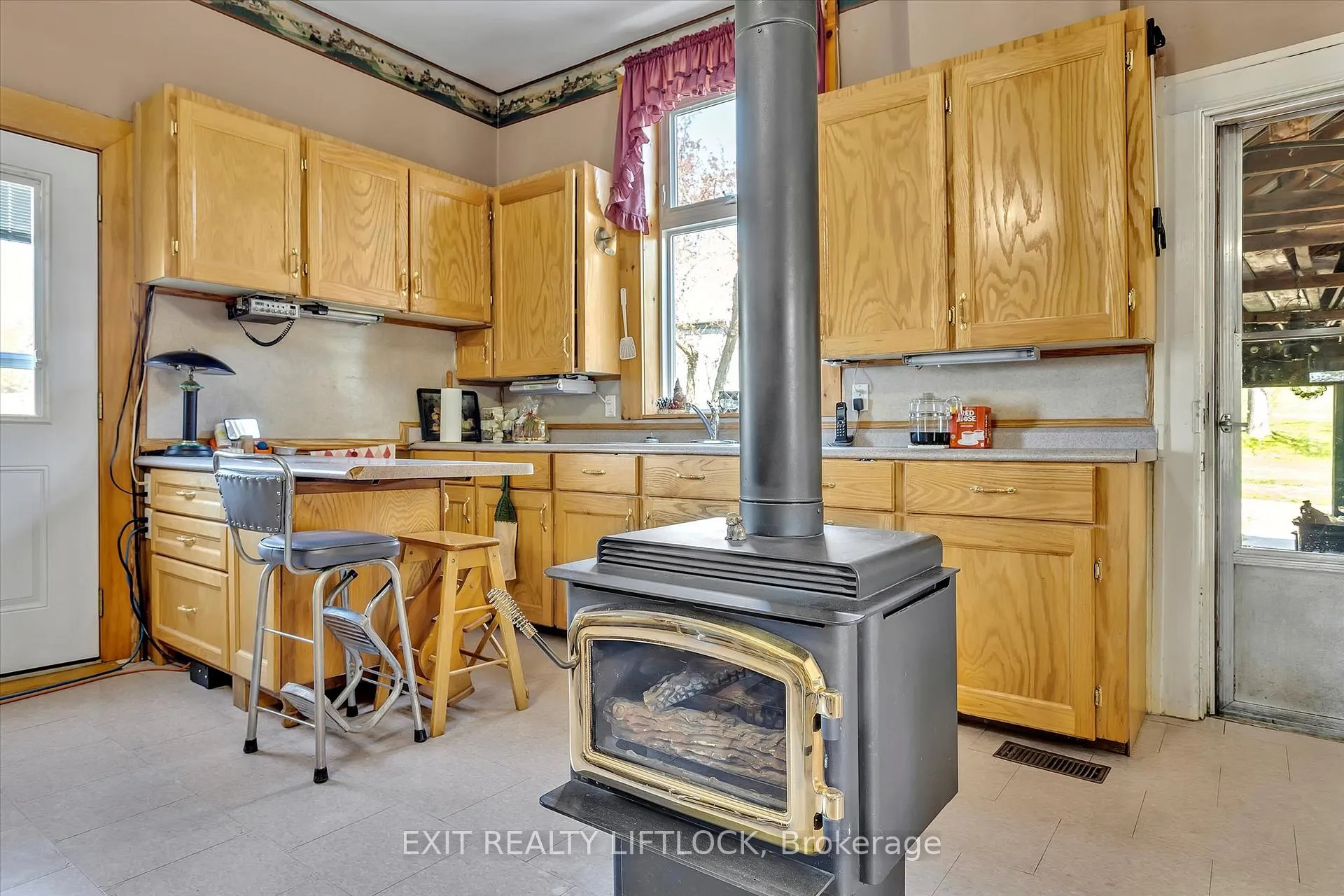 Photo 7 of 404 Morton Line, Cavan Monaghan, Cavan Twp — HOMEH