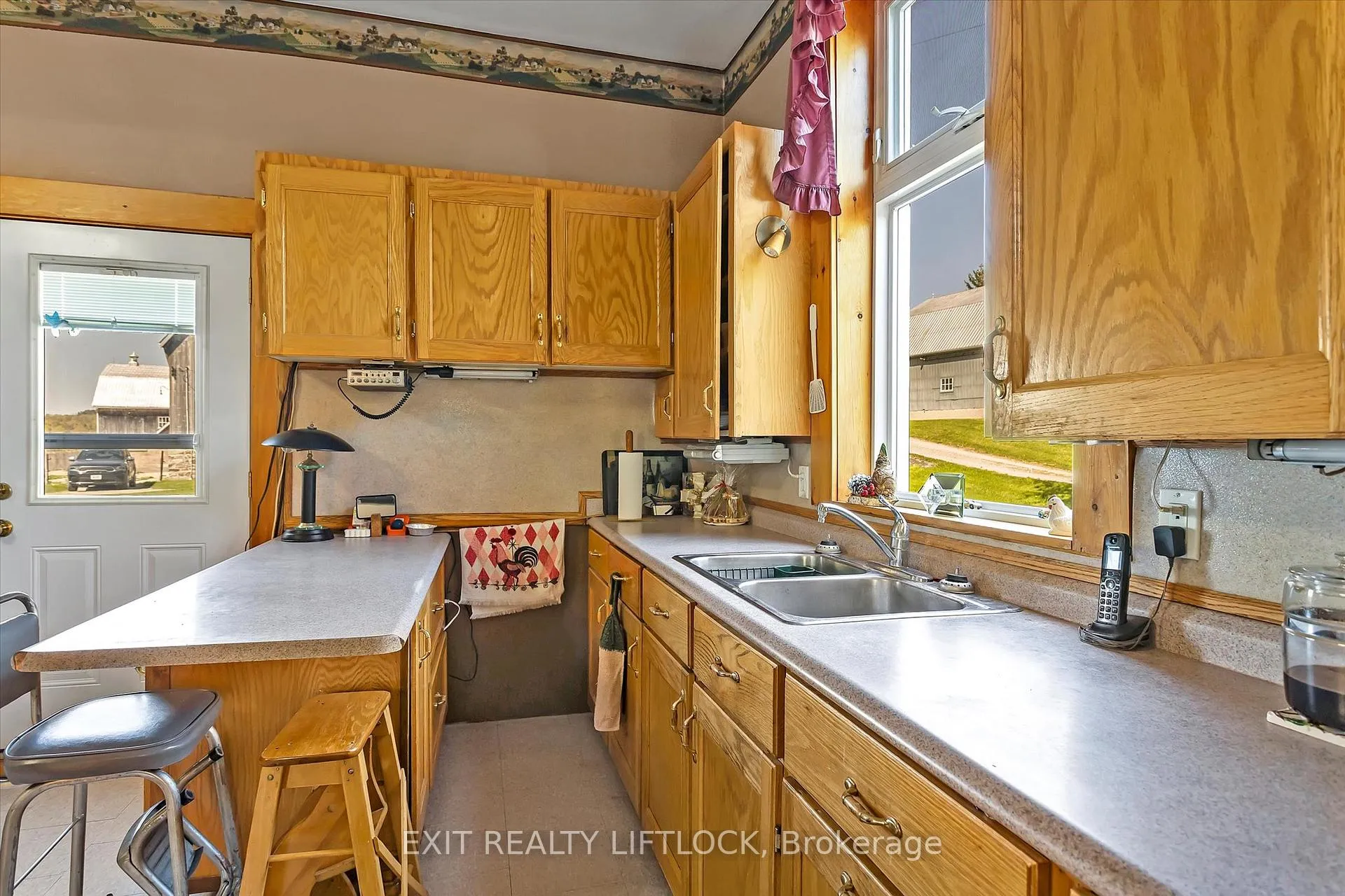 Photo 8 of 404 Morton Line, Cavan Monaghan, Cavan Twp — HOMEH
