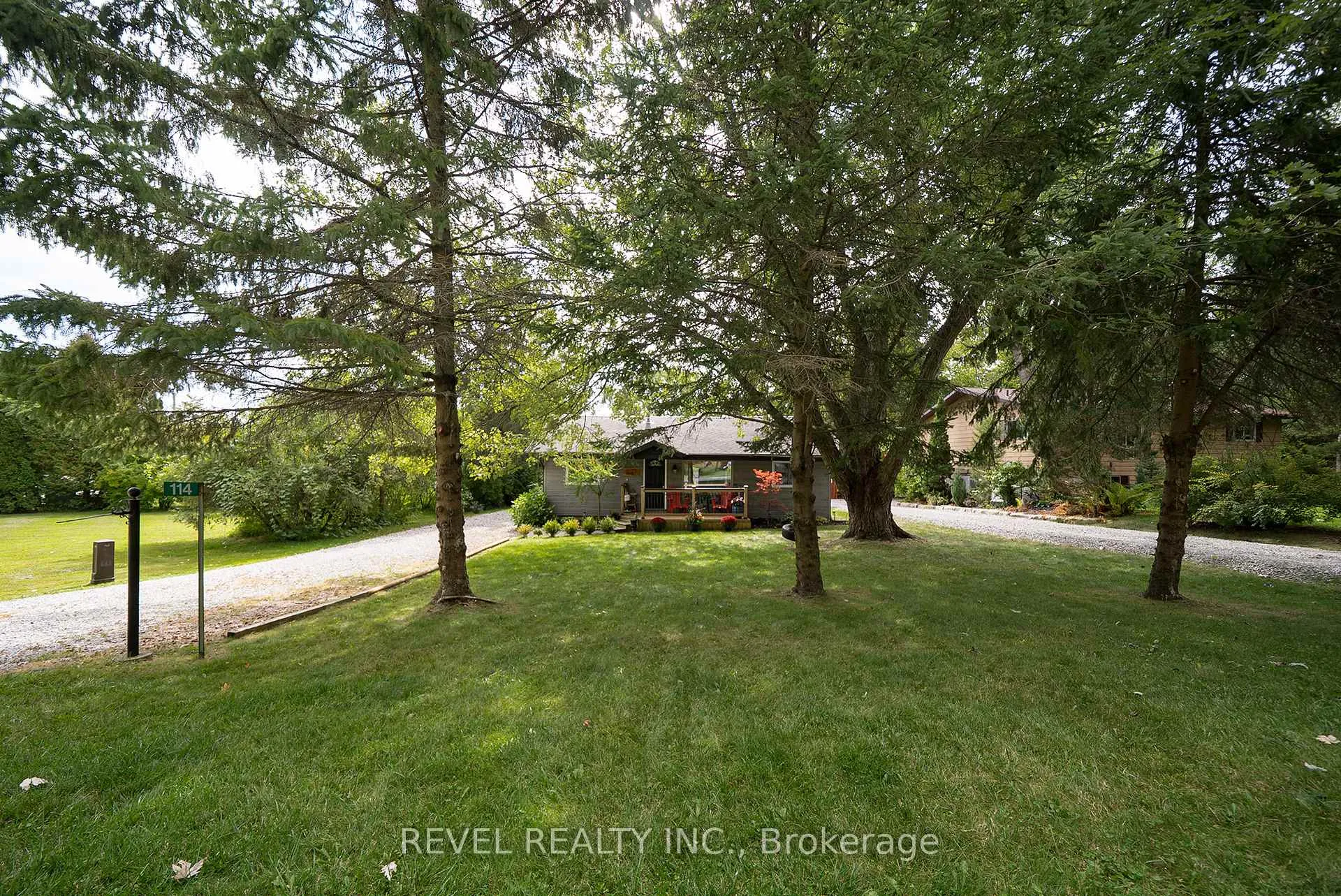Photo 1 of 114 Hillview Crescent, Norfolk, Turkey Point — HOMEH