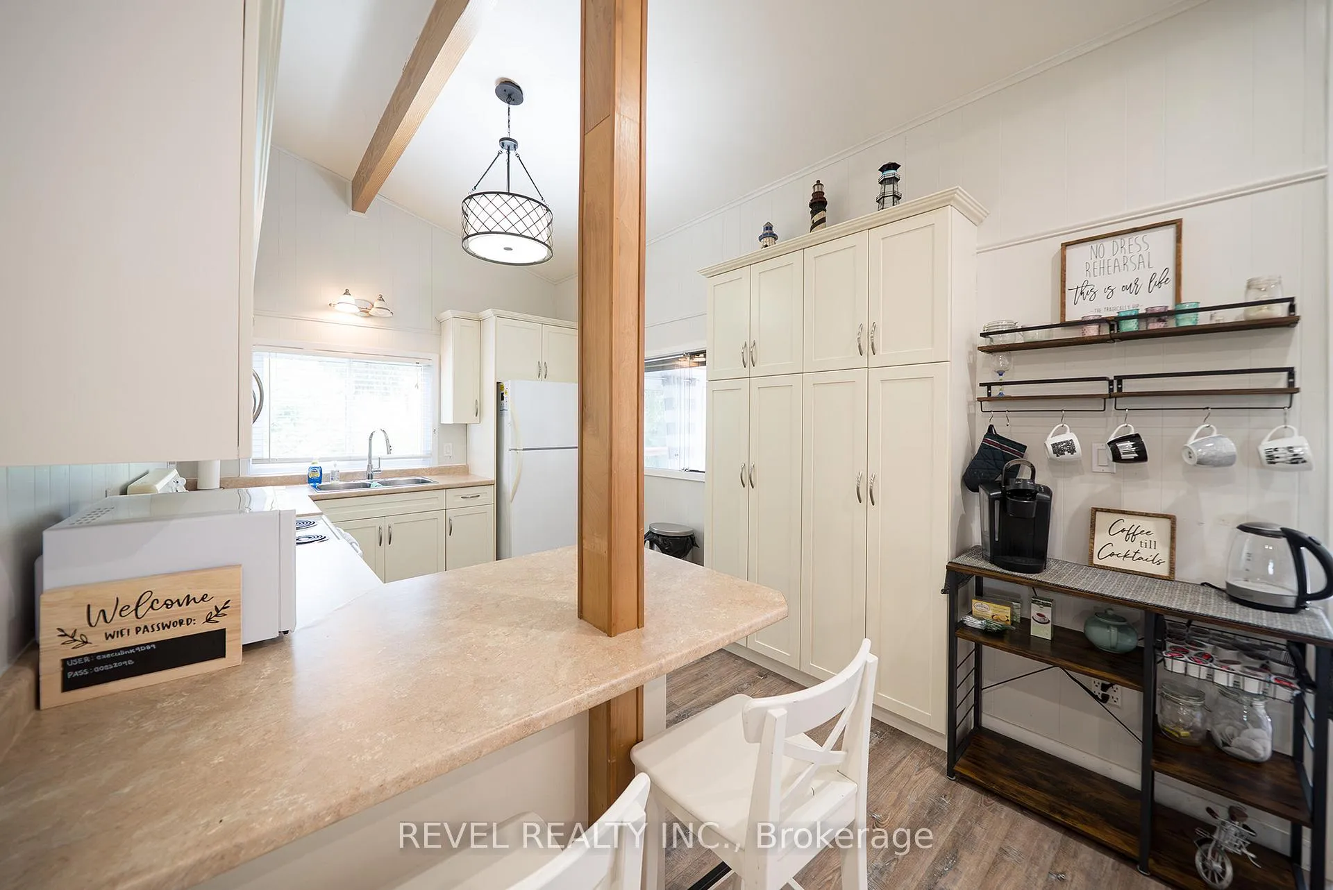 Photo 12 of 114 Hillview Crescent, Norfolk, Turkey Point — HOMEH