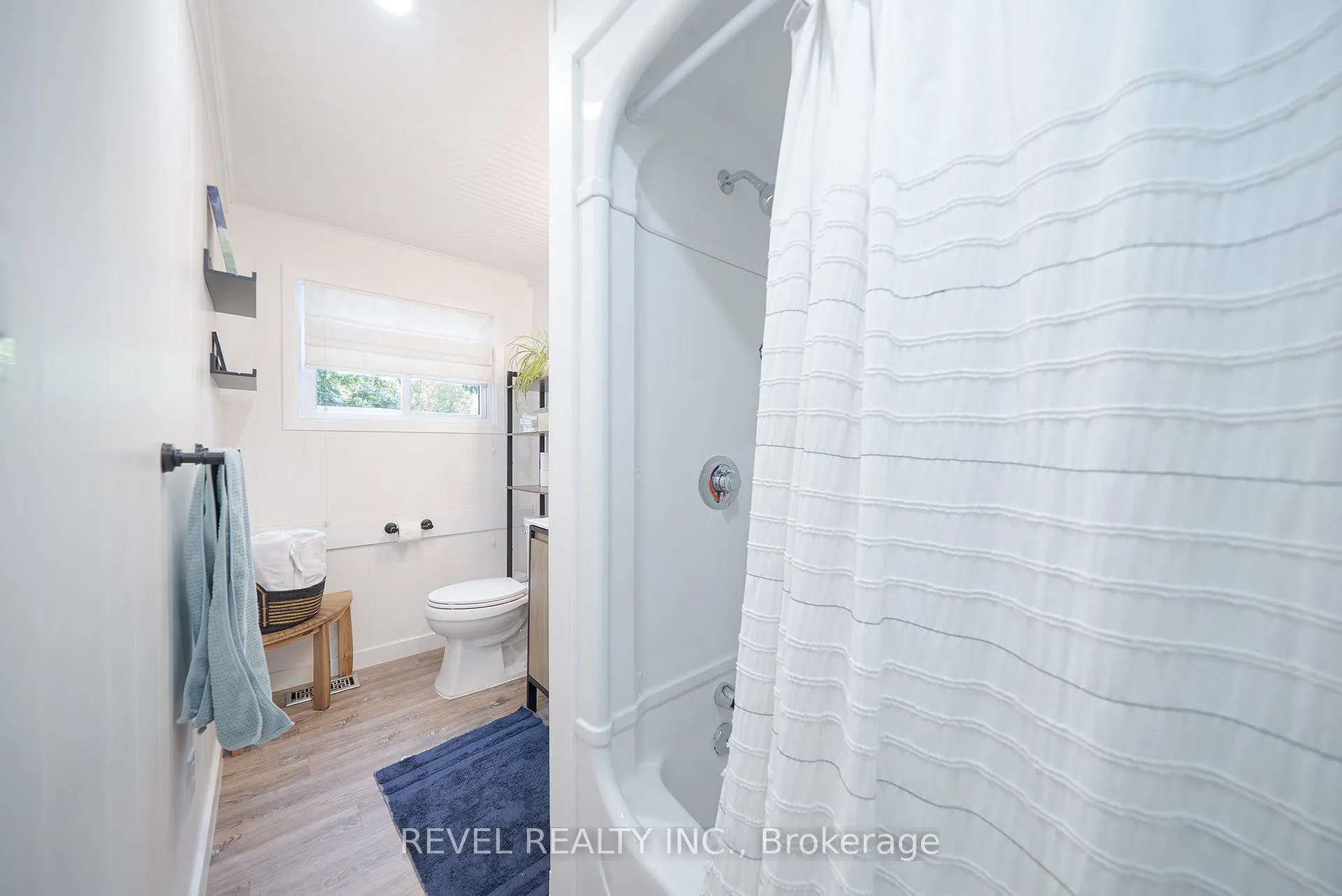 Photo 23 of 114 Hillview Crescent, Norfolk, Turkey Point — HOMEH