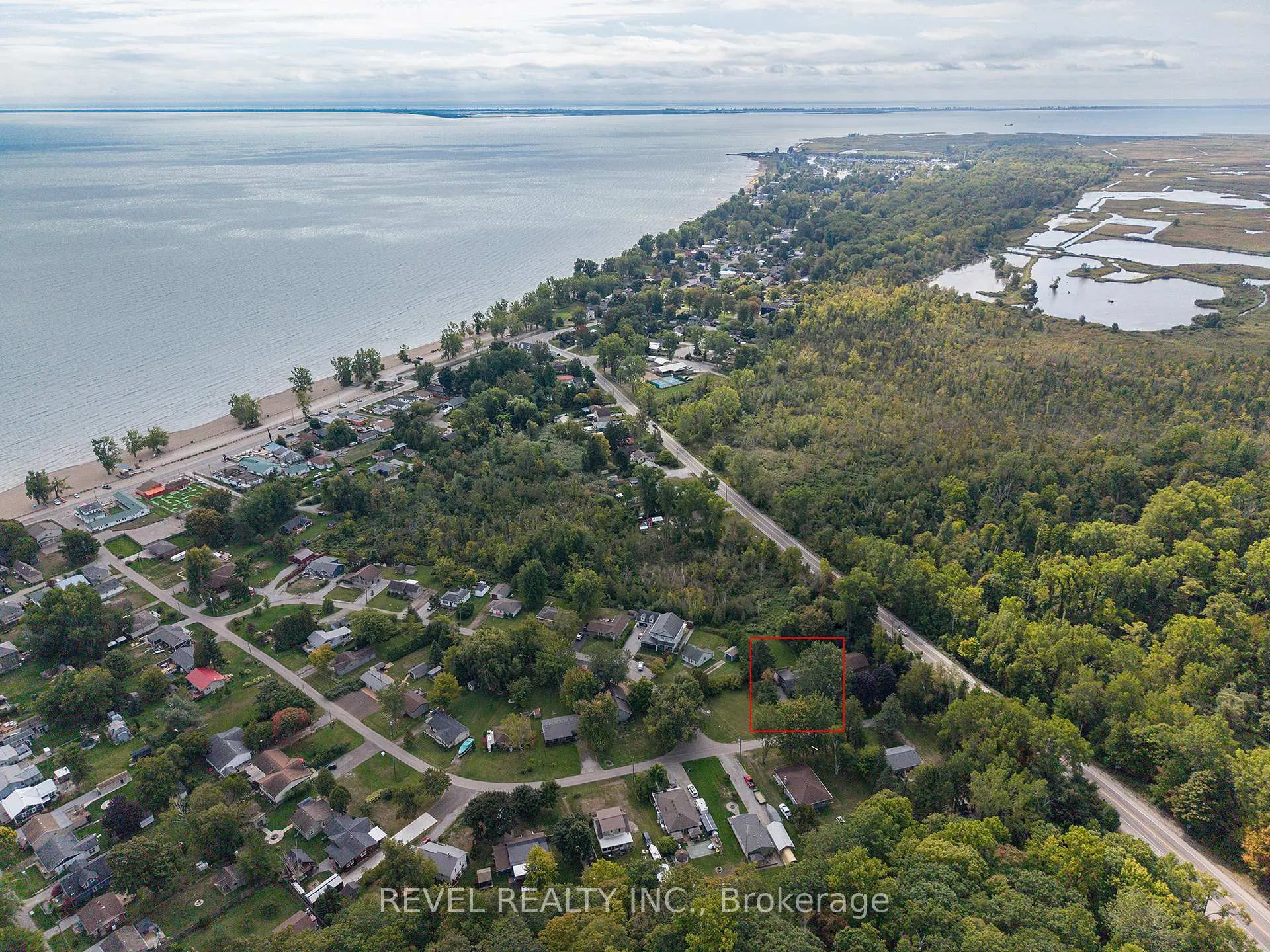 Photo 33 of 114 Hillview Crescent, Norfolk, Turkey Point — HOMEH