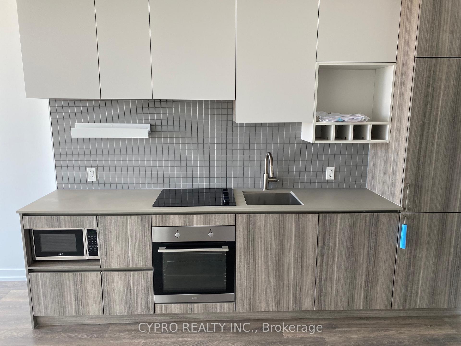 Photo 5 of Unit 3305, 5 Buttermill Avenue, Vaughan, Concord — HOMEH