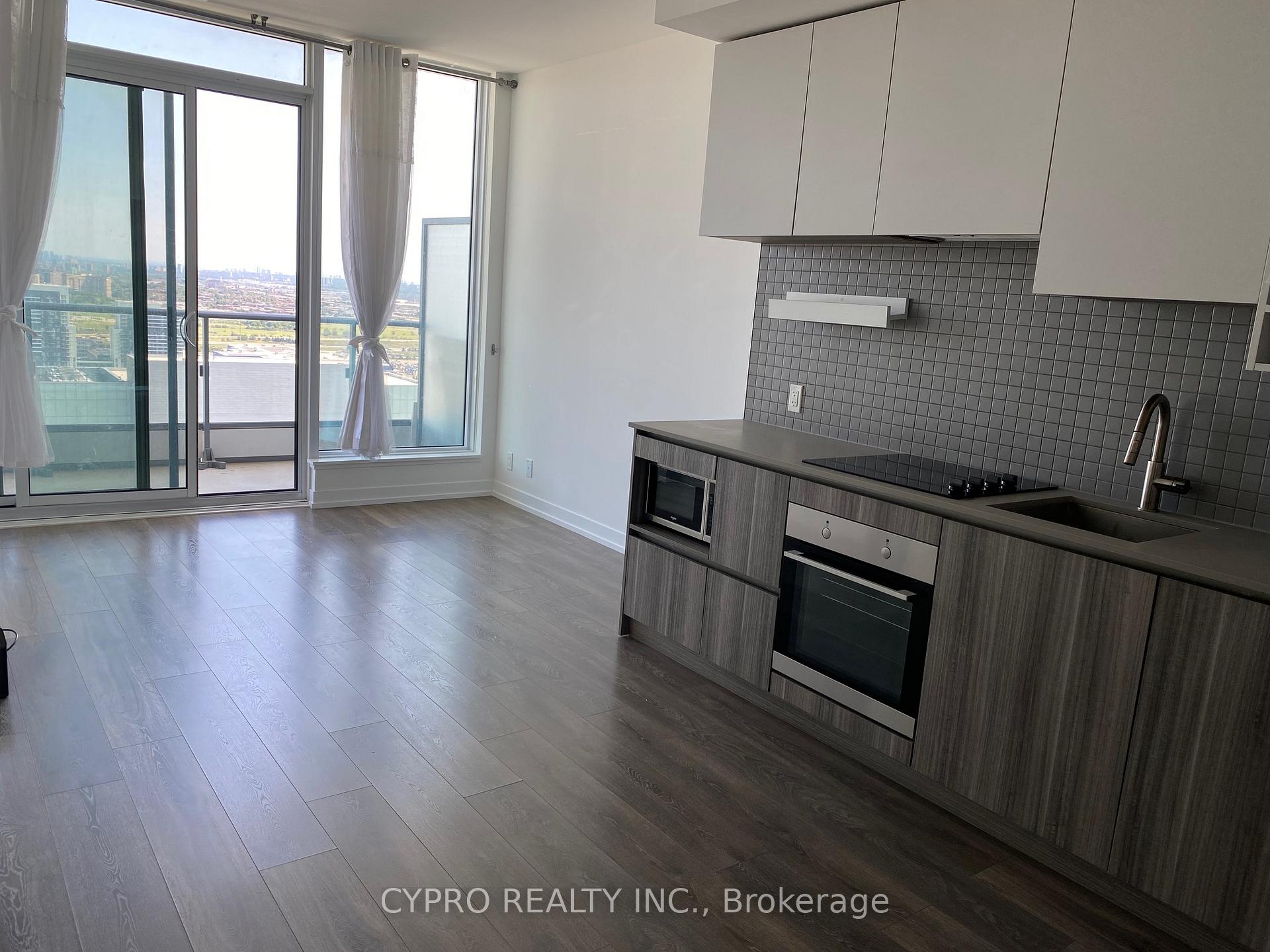 Photo 6 of Unit 3305, 5 Buttermill Avenue, Vaughan, Concord — HOMEH