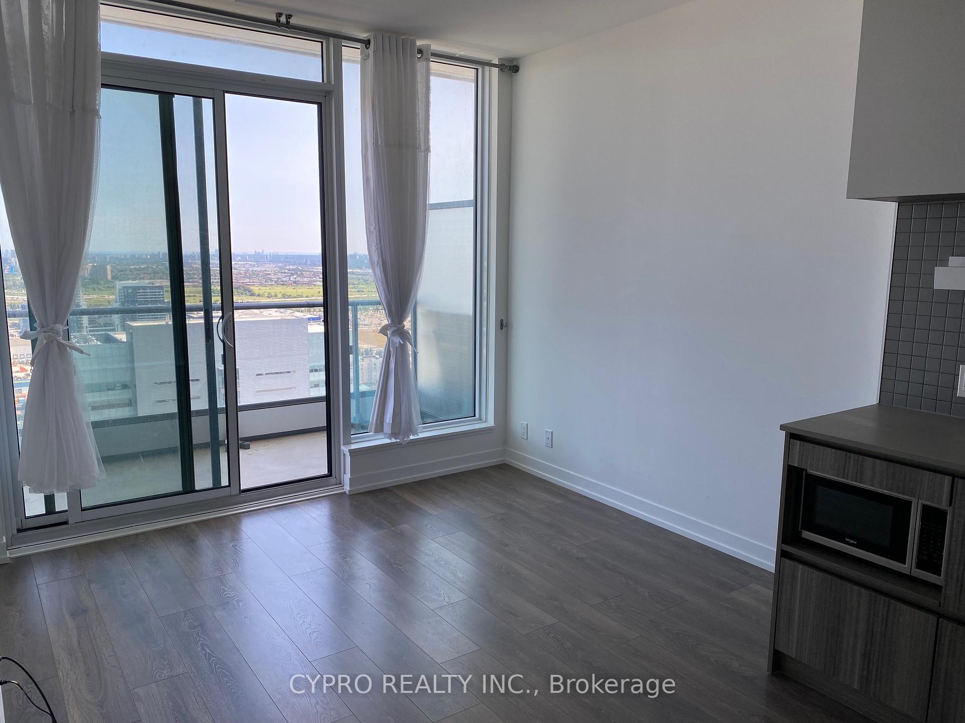 Photo 8 of Unit 3305, 5 Buttermill Avenue, Vaughan, Concord — HOMEH