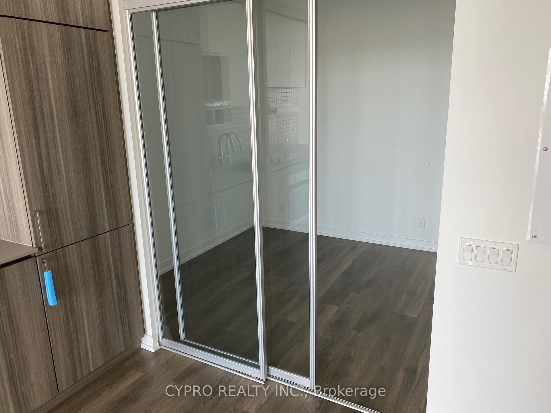 Photo 10 of Unit 3305, 5 Buttermill Avenue, Vaughan, Concord — HOMEH