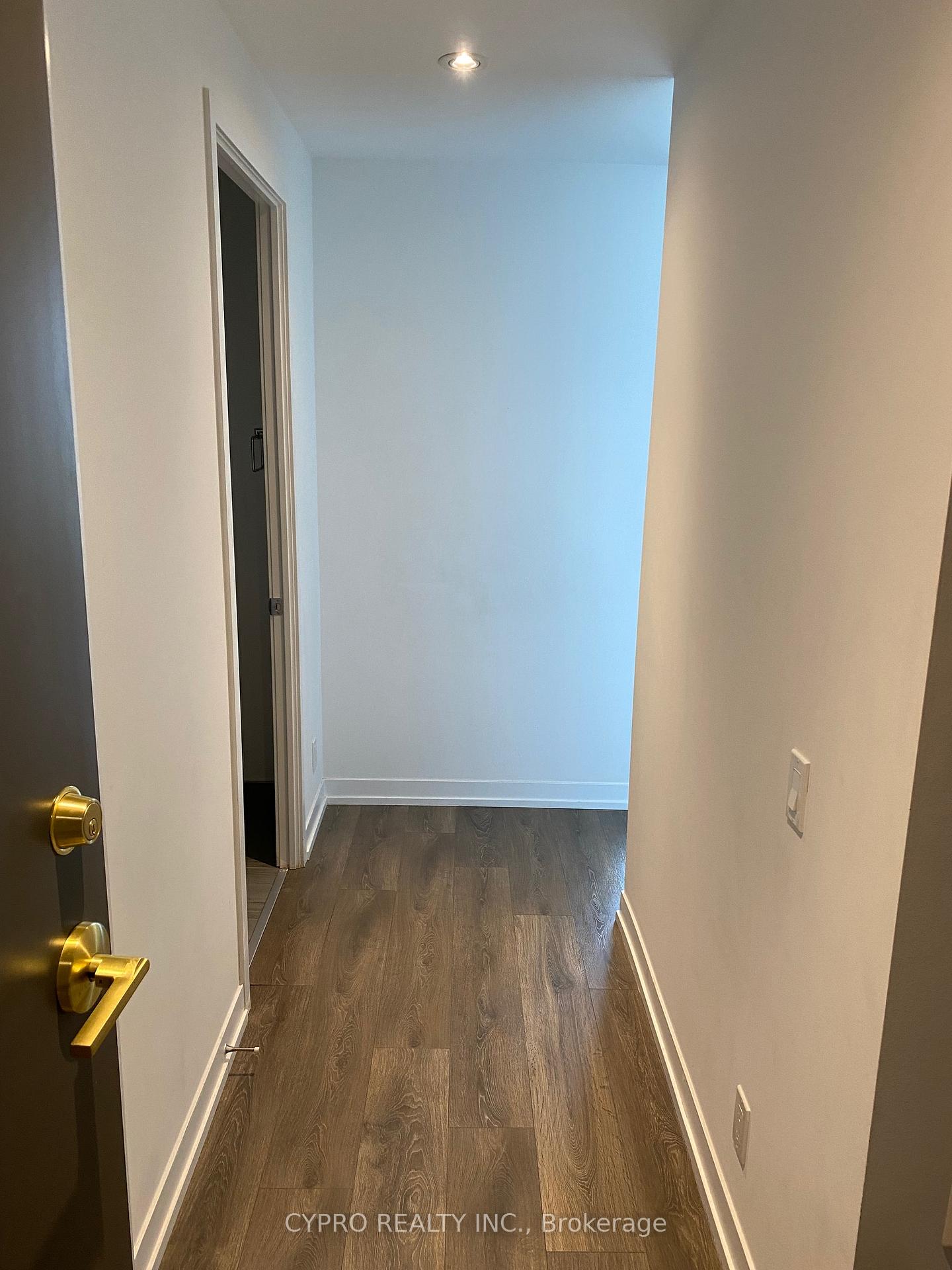 Photo 11 of Unit 3305, 5 Buttermill Avenue, Vaughan, Concord — HOMEH
