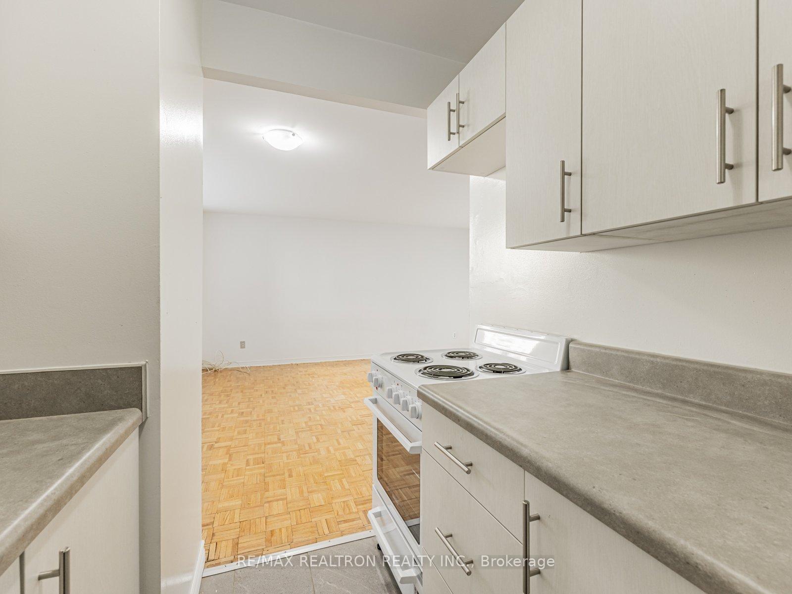 Photo 8 of Unit 209, 165 Cosburn Avenue, Toronto, Danforth Village-East York — HOMEH