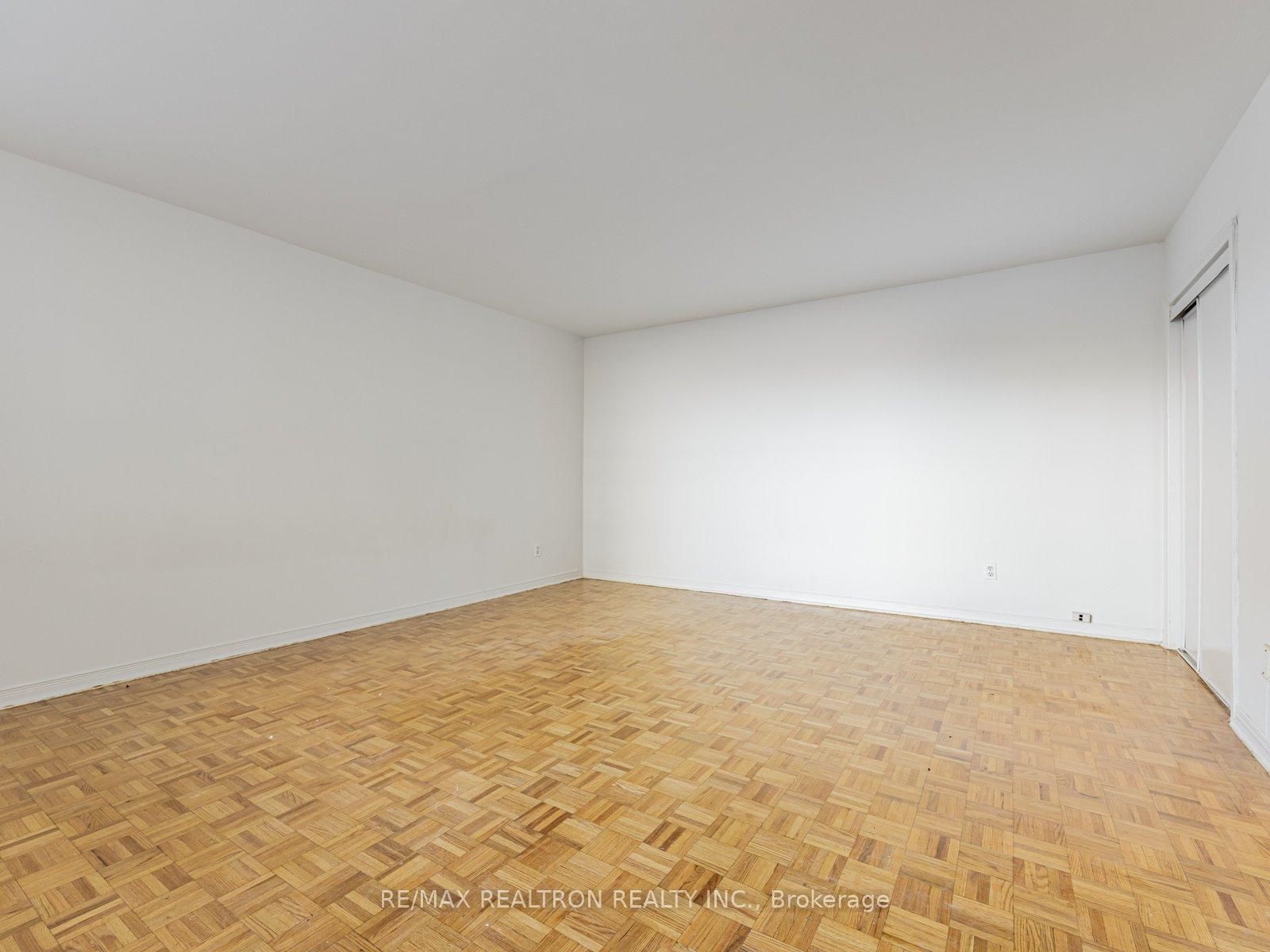 Photo 11 of Unit 209, 165 Cosburn Avenue, Toronto, Danforth Village-East York — HOMEH