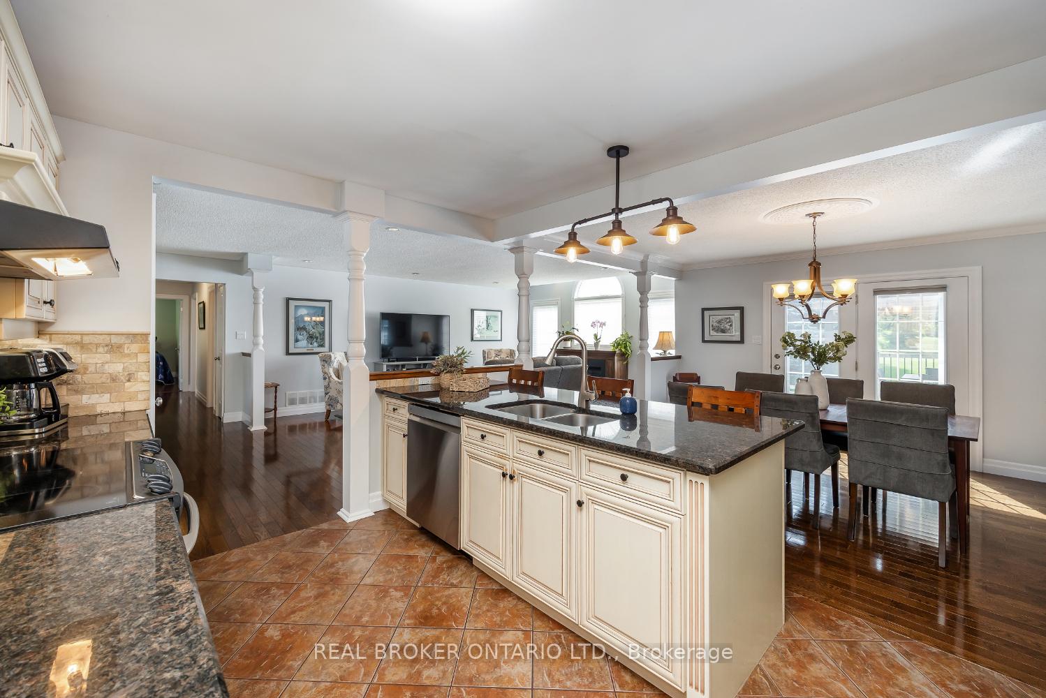 Photo 18 of 8360 Old Scugog Road, Clarington, Rural Clarington — HOMEH