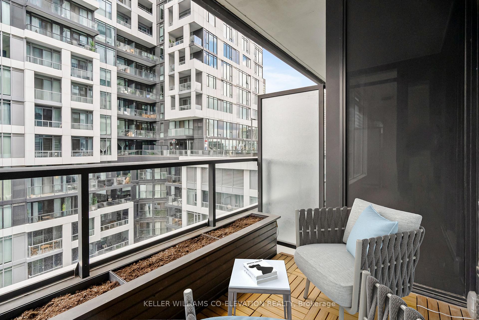 Photo 23 of Unit 911, 27 Bathurst Street, Toronto, Waterfront Communities — HOMEH