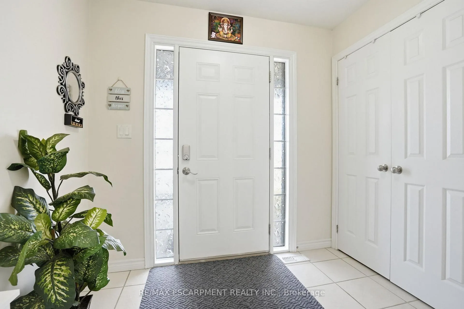 Photo 4 of 39 Butler Cove Road, Stratford — HOMEH