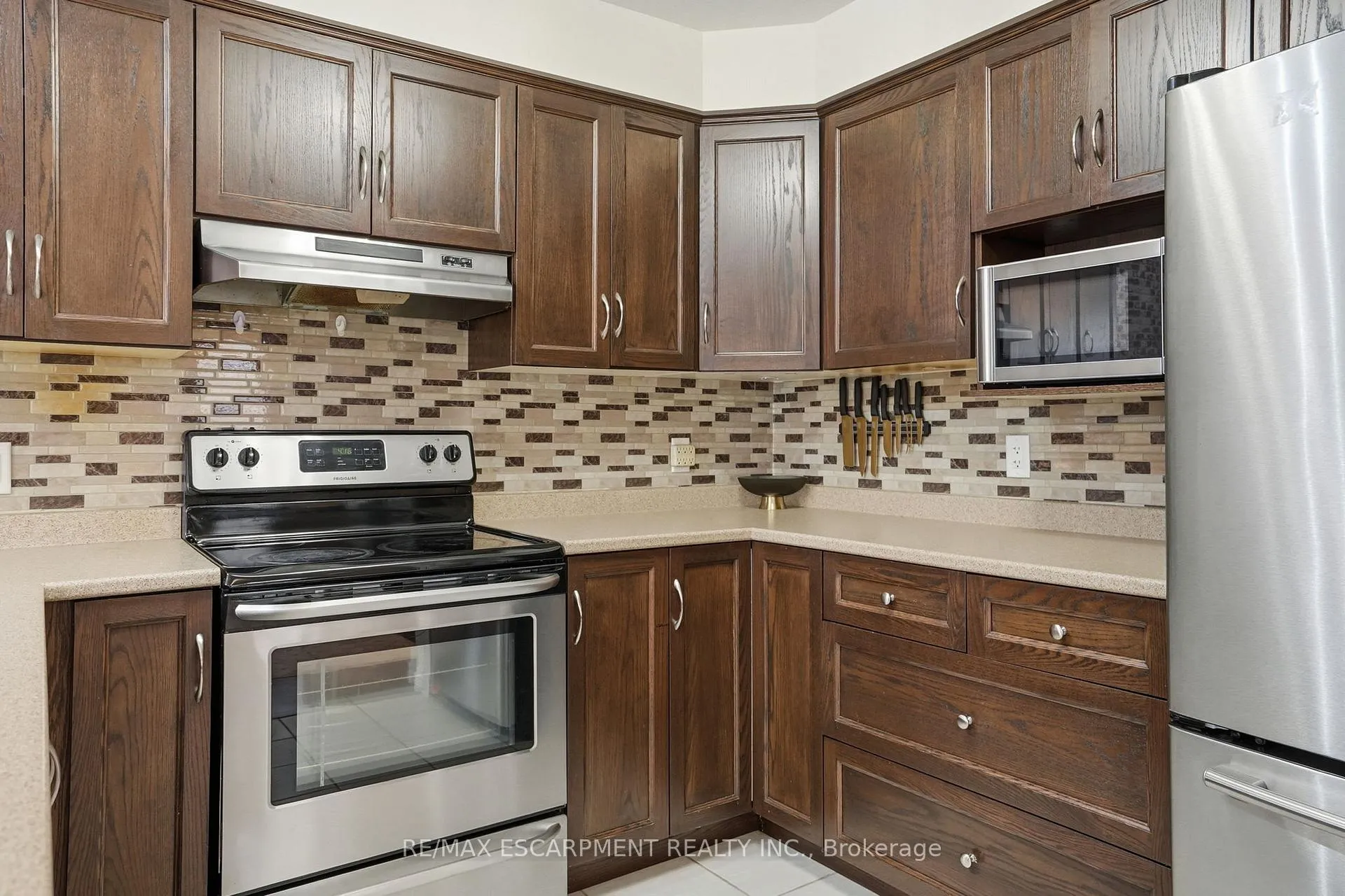 Photo 12 of 39 Butler Cove Road, Stratford — HOMEH
