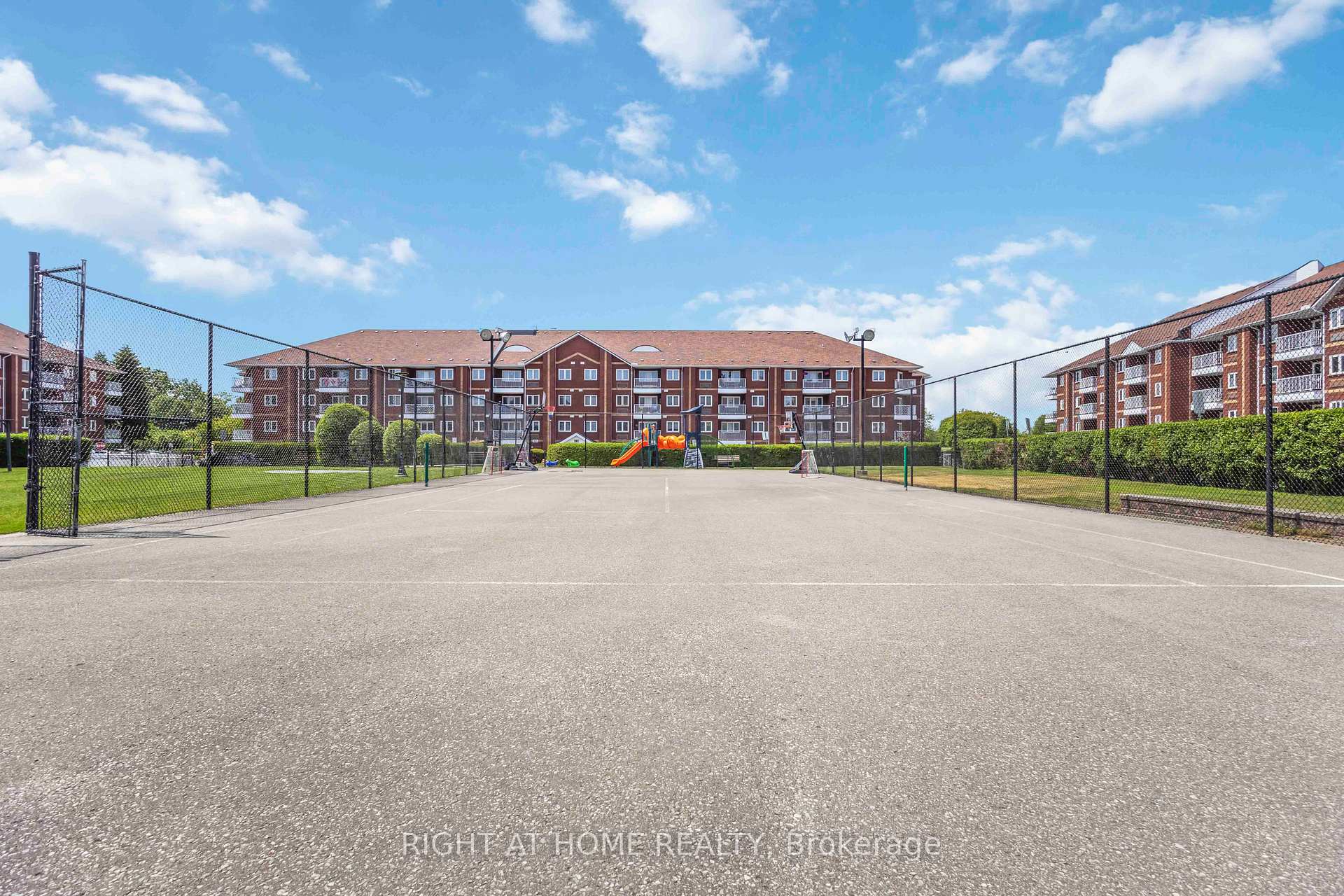 Photo 11 of Unit 310, 193 Lake Driveway Way W, Ajax, South West — HOMEH