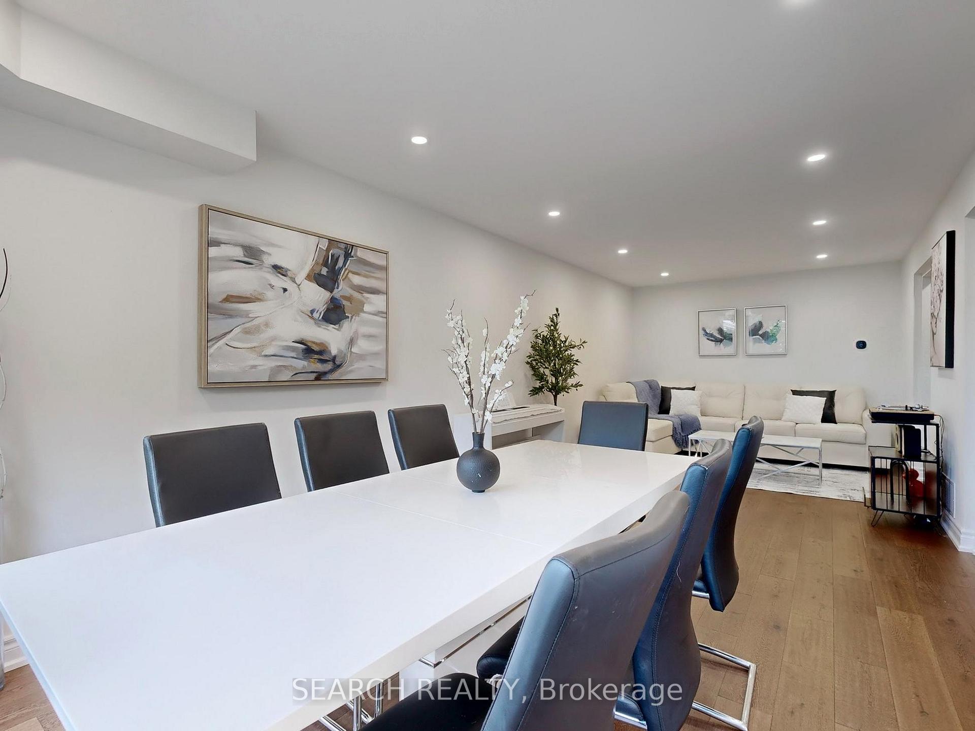 Photo 5 of 2 Angus Drive, Ajax, Central — HOMEH