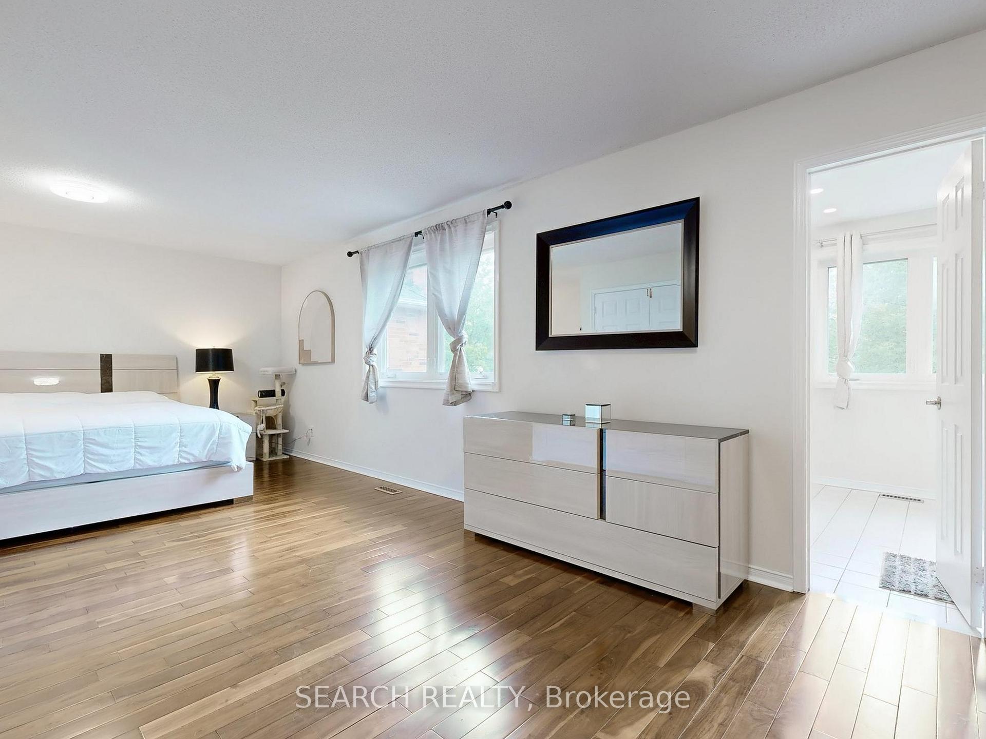 Photo 18 of 2 Angus Drive, Ajax, Central — HOMEH