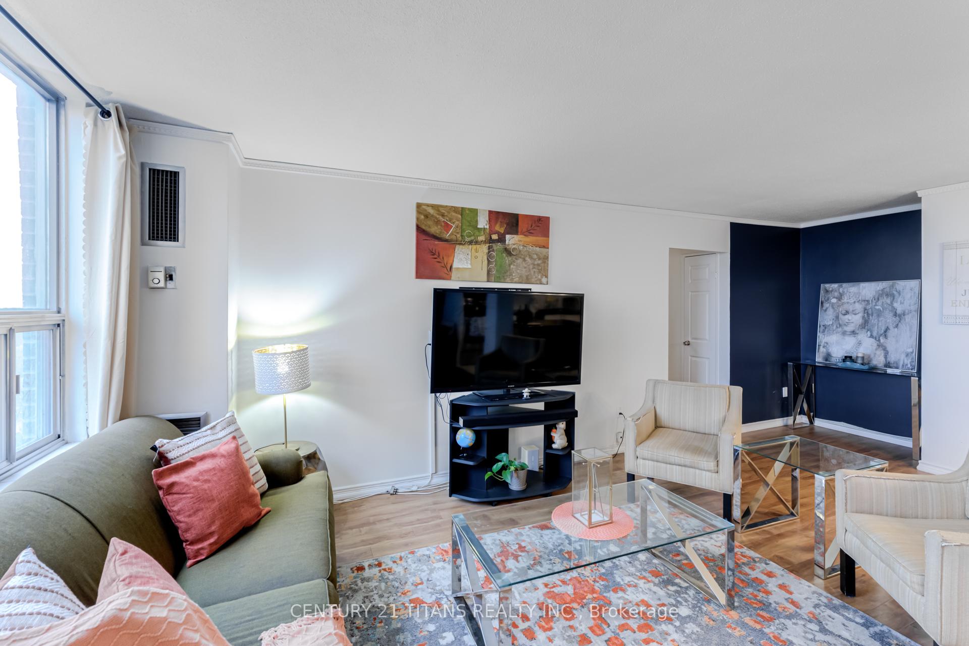 Photo 8 of Unit 1510, 5 Shady Golfway, Toronto, Flemingdon Park — HOMEH