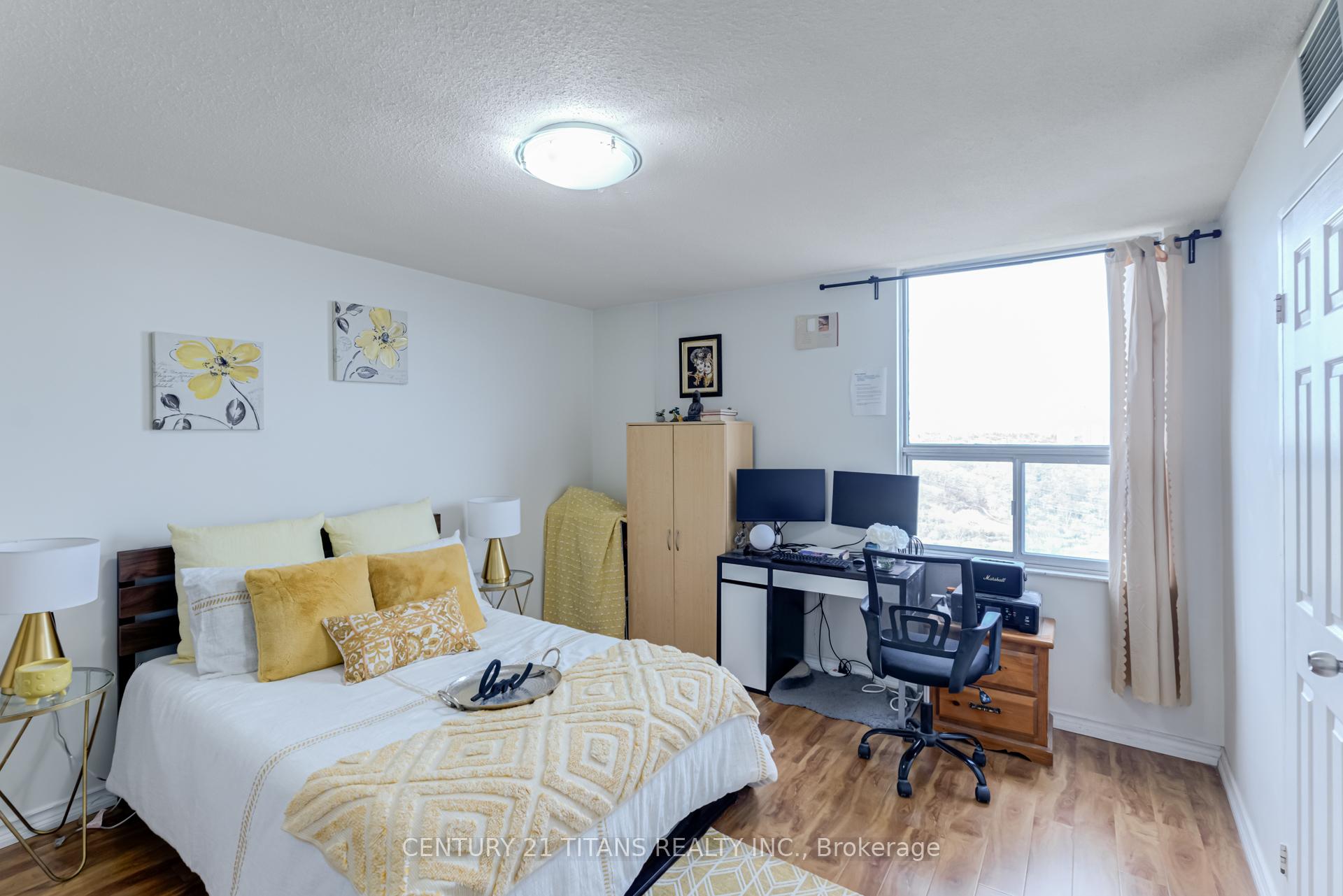Photo 28 of Unit 1510, 5 Shady Golfway, Toronto, Flemingdon Park — HOMEH