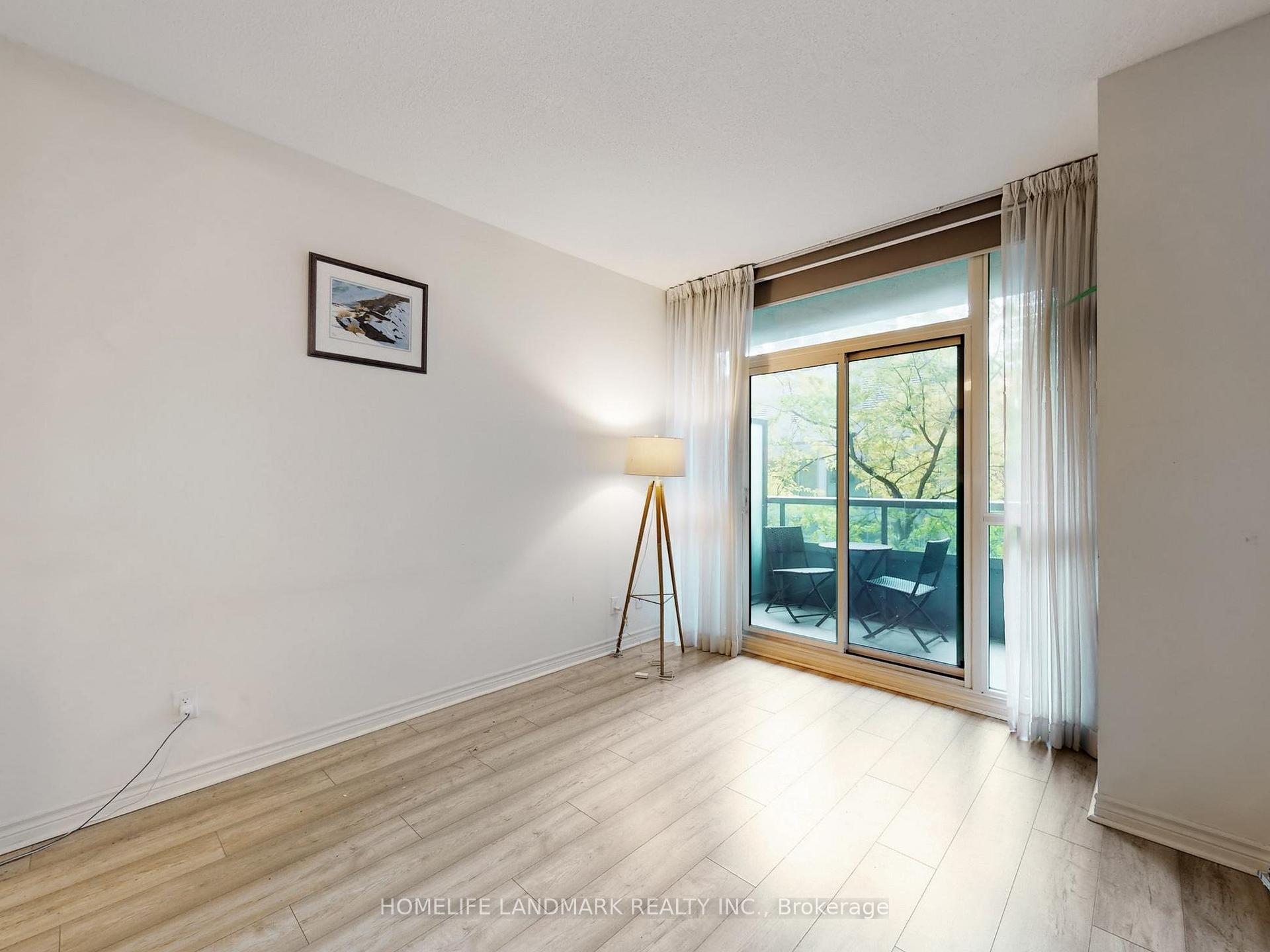 Photo 9 of Unit 328, 25 Lower Simcoe Street, Toronto, Waterfront Communities — HOMEH