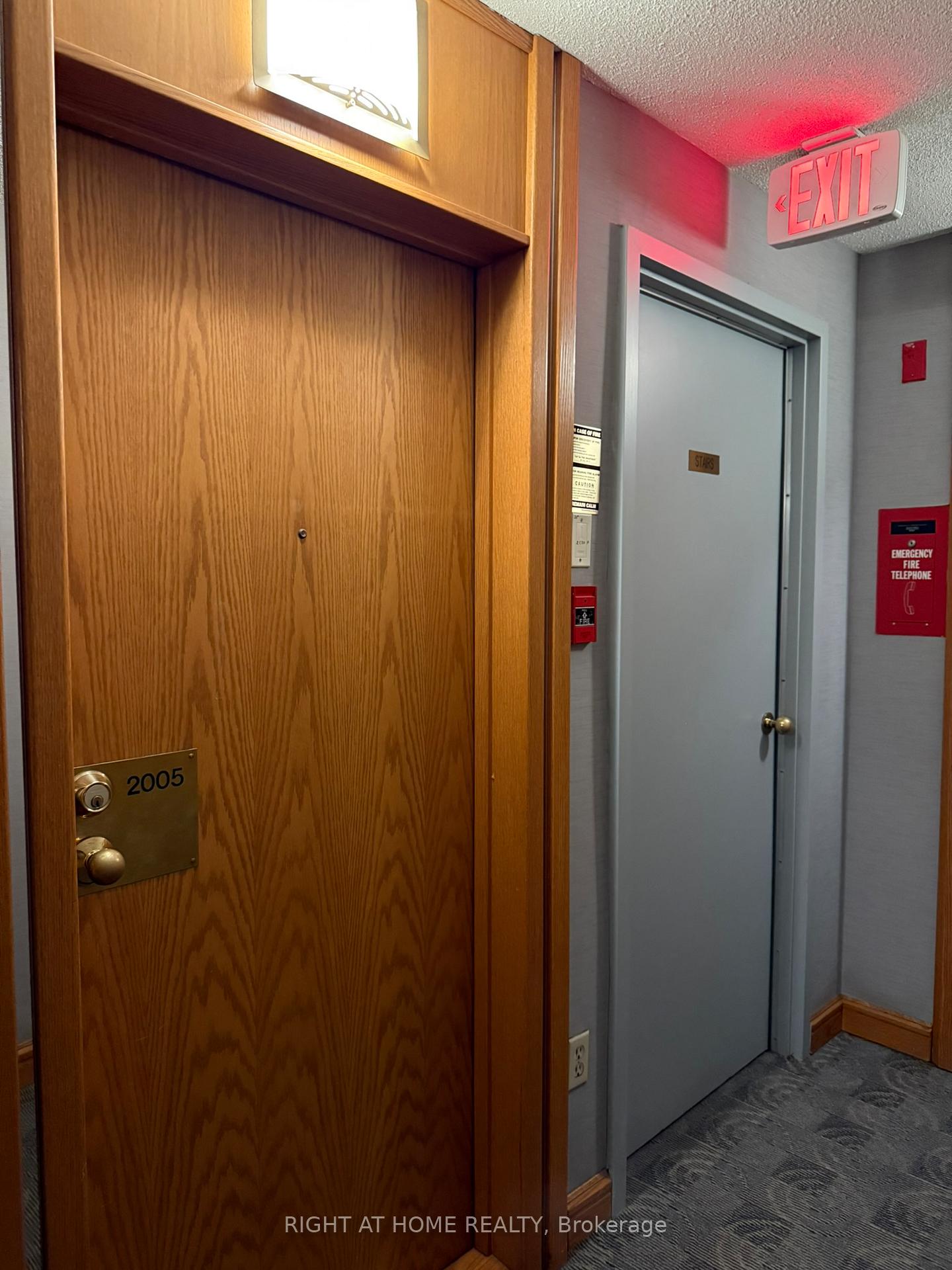 Photo 5 of Unit 2005, 44 St Joseph Street, Toronto, Bay Street Corridor — HOMEH