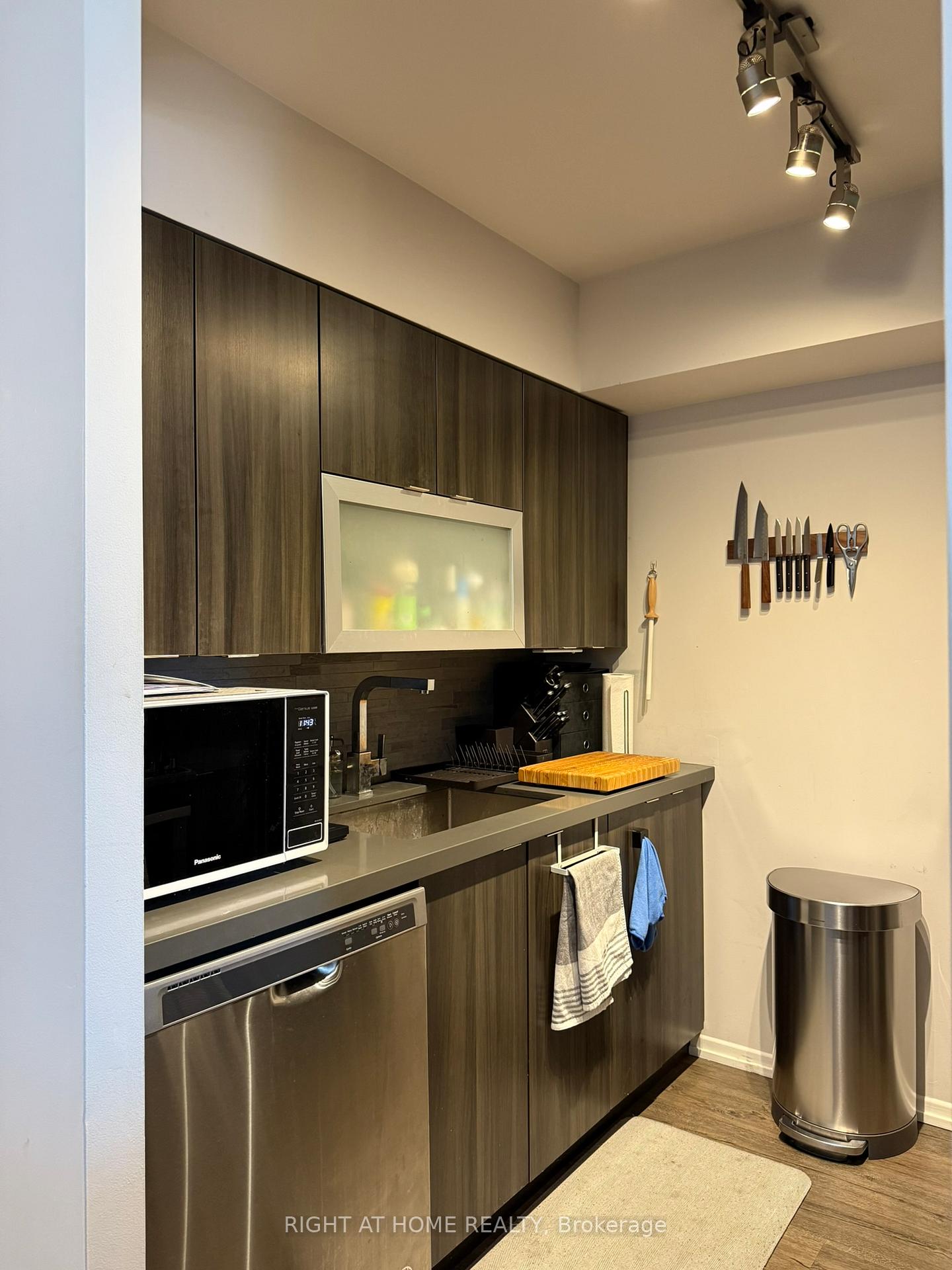 Photo 14 of Unit 2005, 44 St Joseph Street, Toronto, Bay Street Corridor — HOMEH