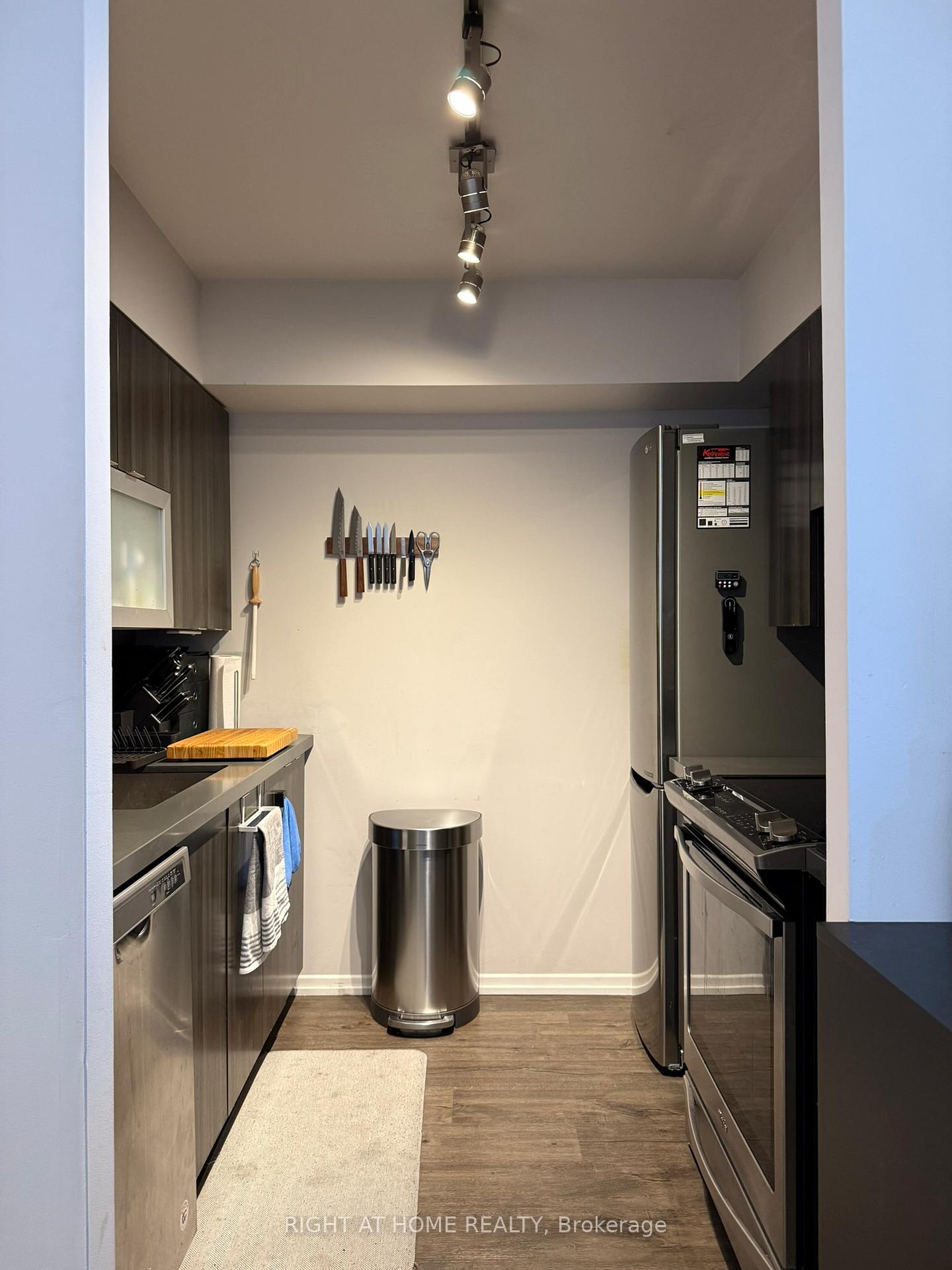 Photo 16 of Unit 2005, 44 St Joseph Street, Toronto, Bay Street Corridor — HOMEH