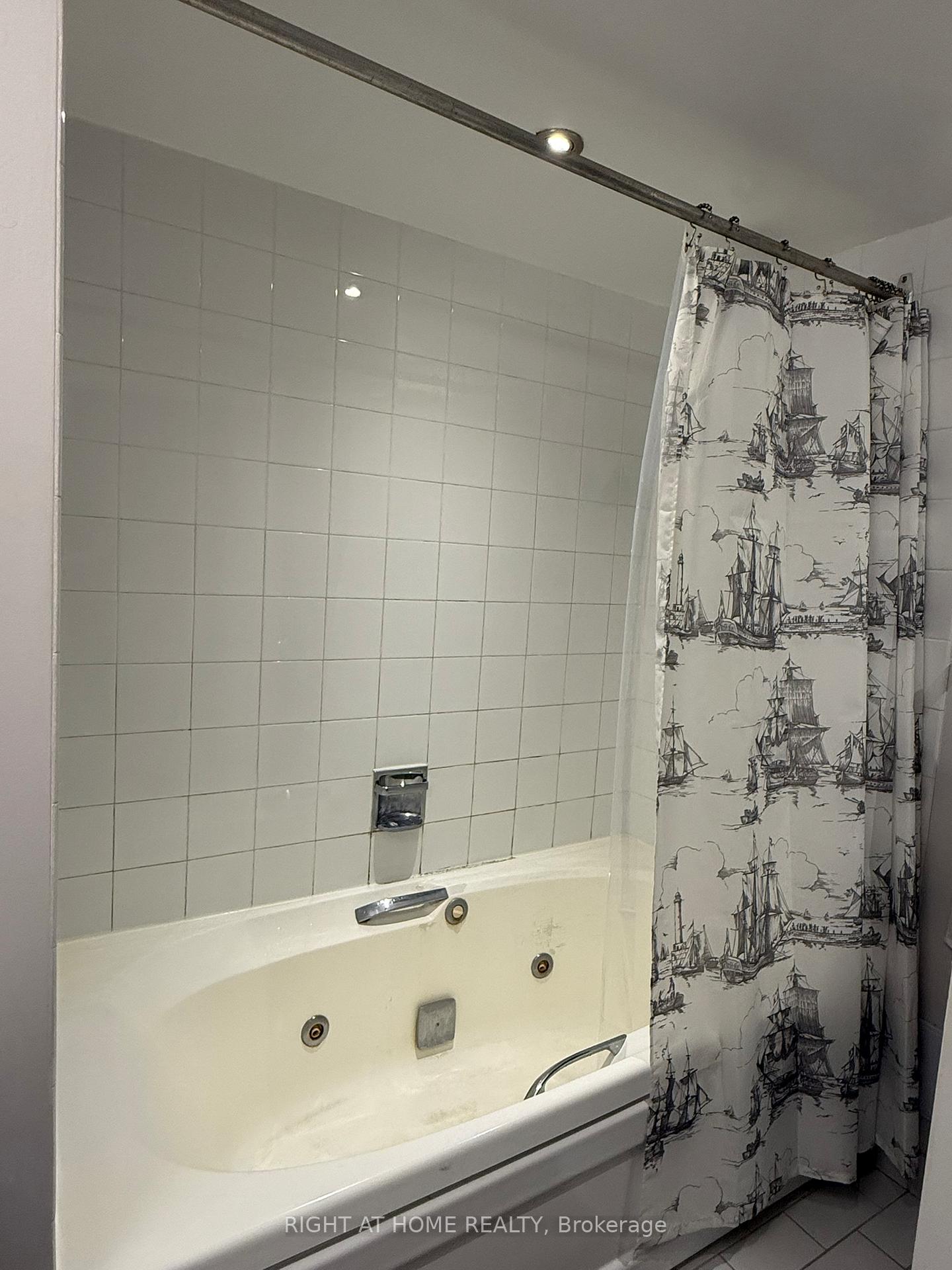 Photo 20 of Unit 2005, 44 St Joseph Street, Toronto, Bay Street Corridor — HOMEH