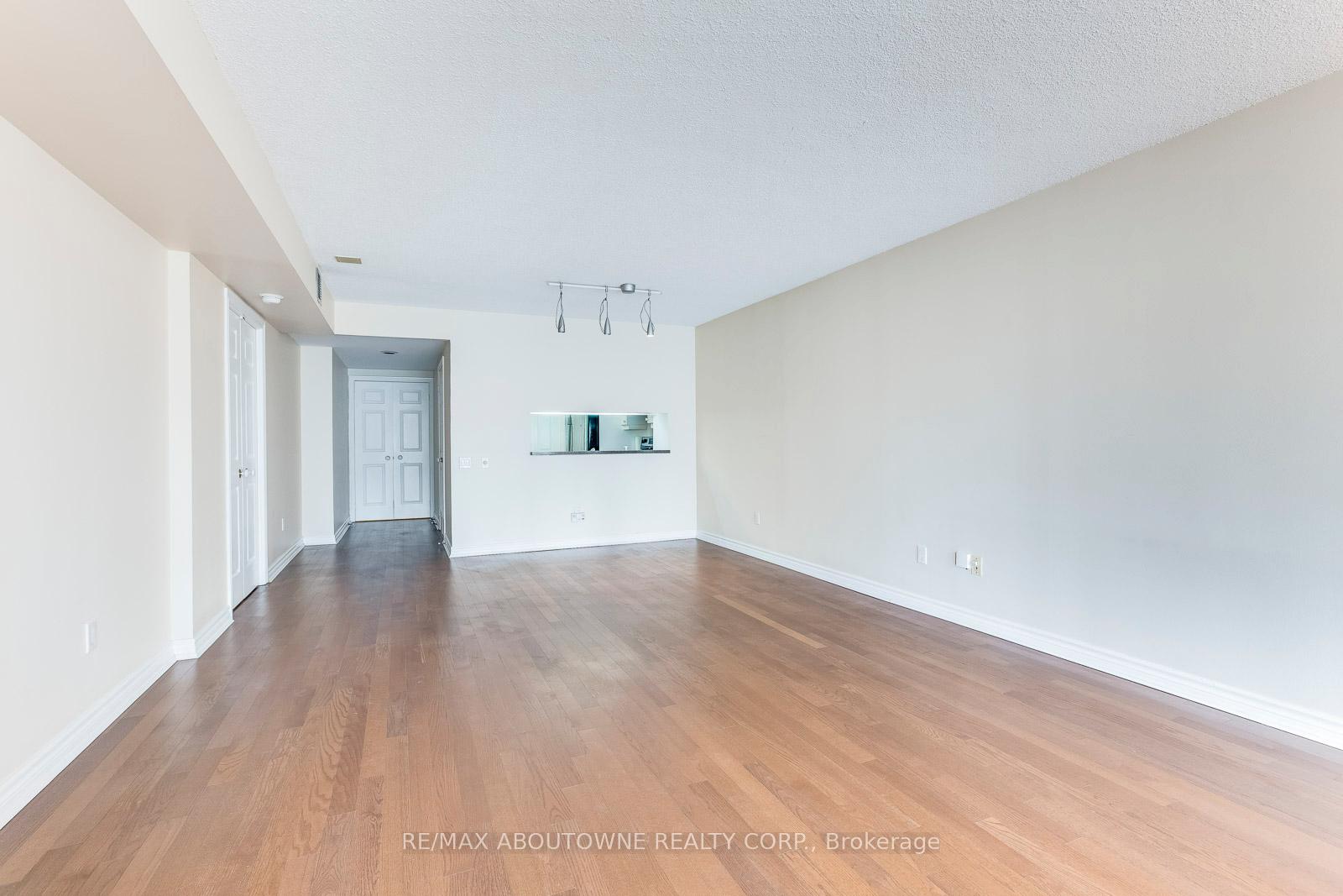 Photo 9 of Unit 701, 71 Simcoe Street, Toronto, University — HOMEH