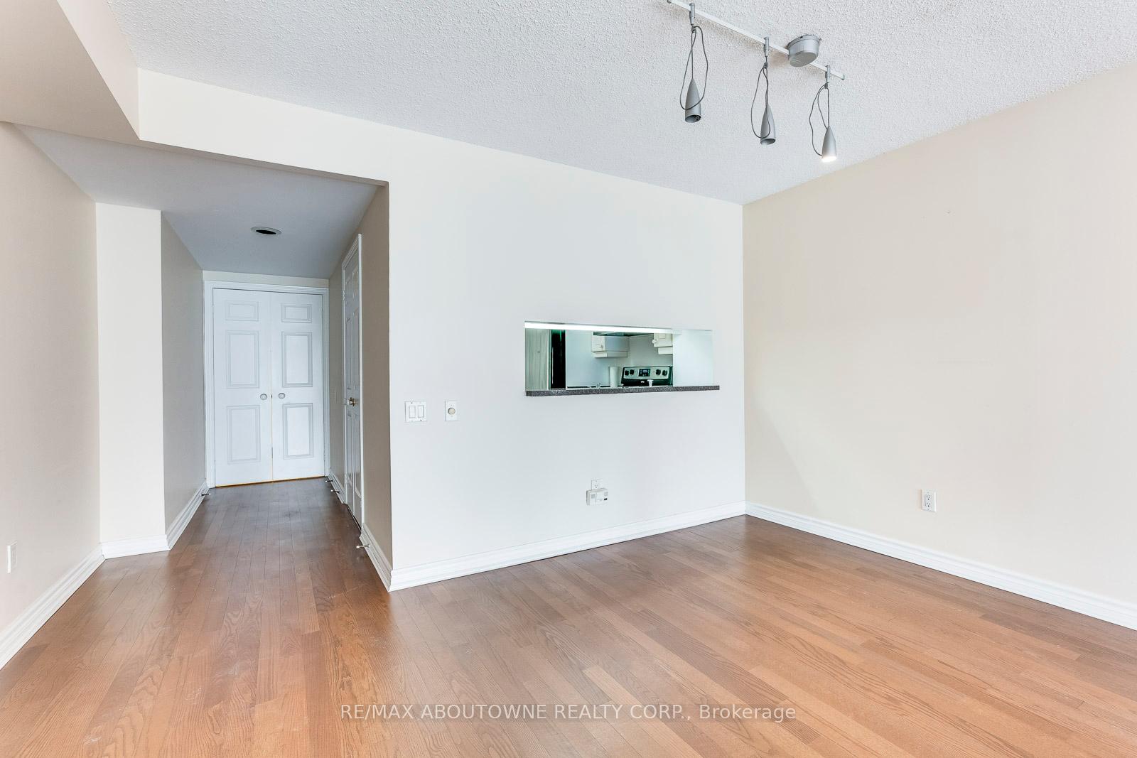 Photo 11 of Unit 701, 71 Simcoe Street, Toronto, University — HOMEH