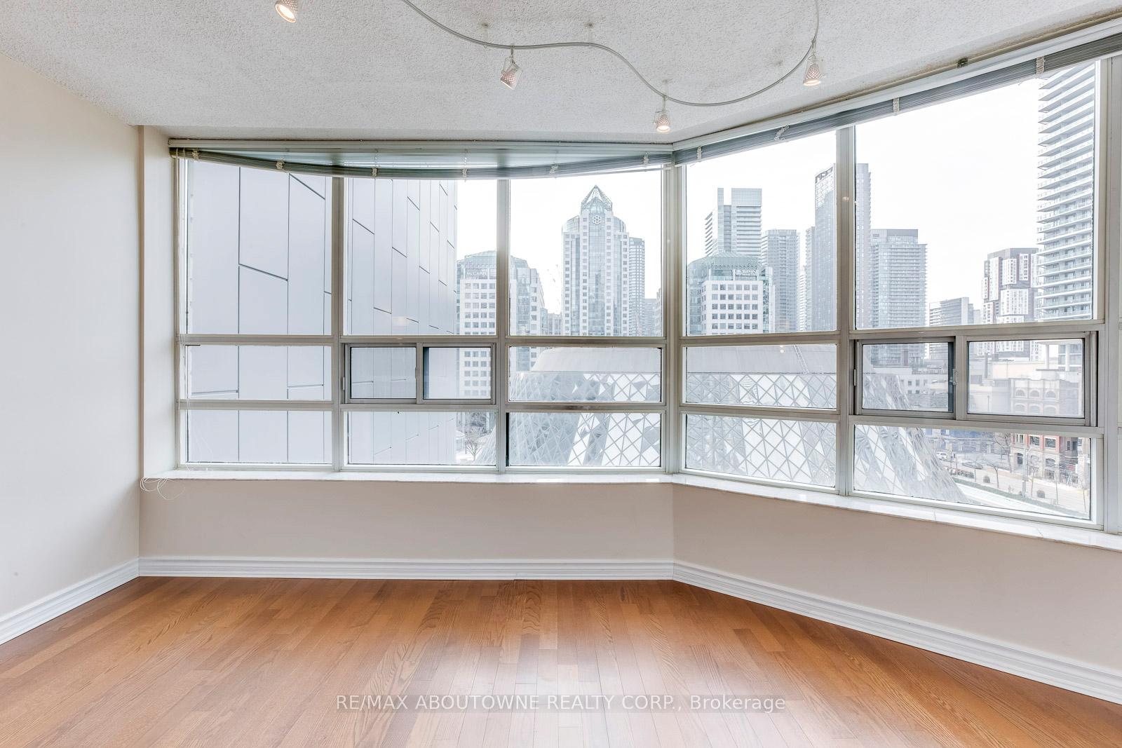 Photo 12 of Unit 701, 71 Simcoe Street, Toronto, University — HOMEH