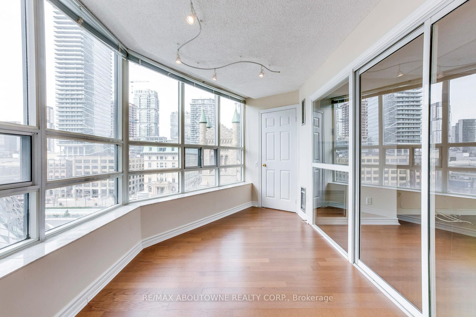 Photo 14 of Unit 701, 71 Simcoe Street, Toronto, University — HOMEH
