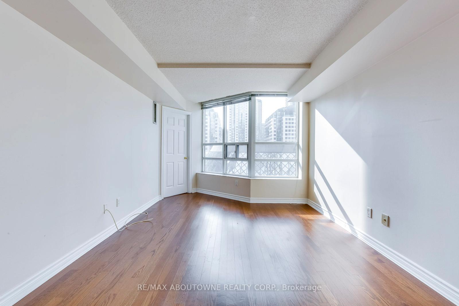 Photo 19 of Unit 701, 71 Simcoe Street, Toronto, University — HOMEH