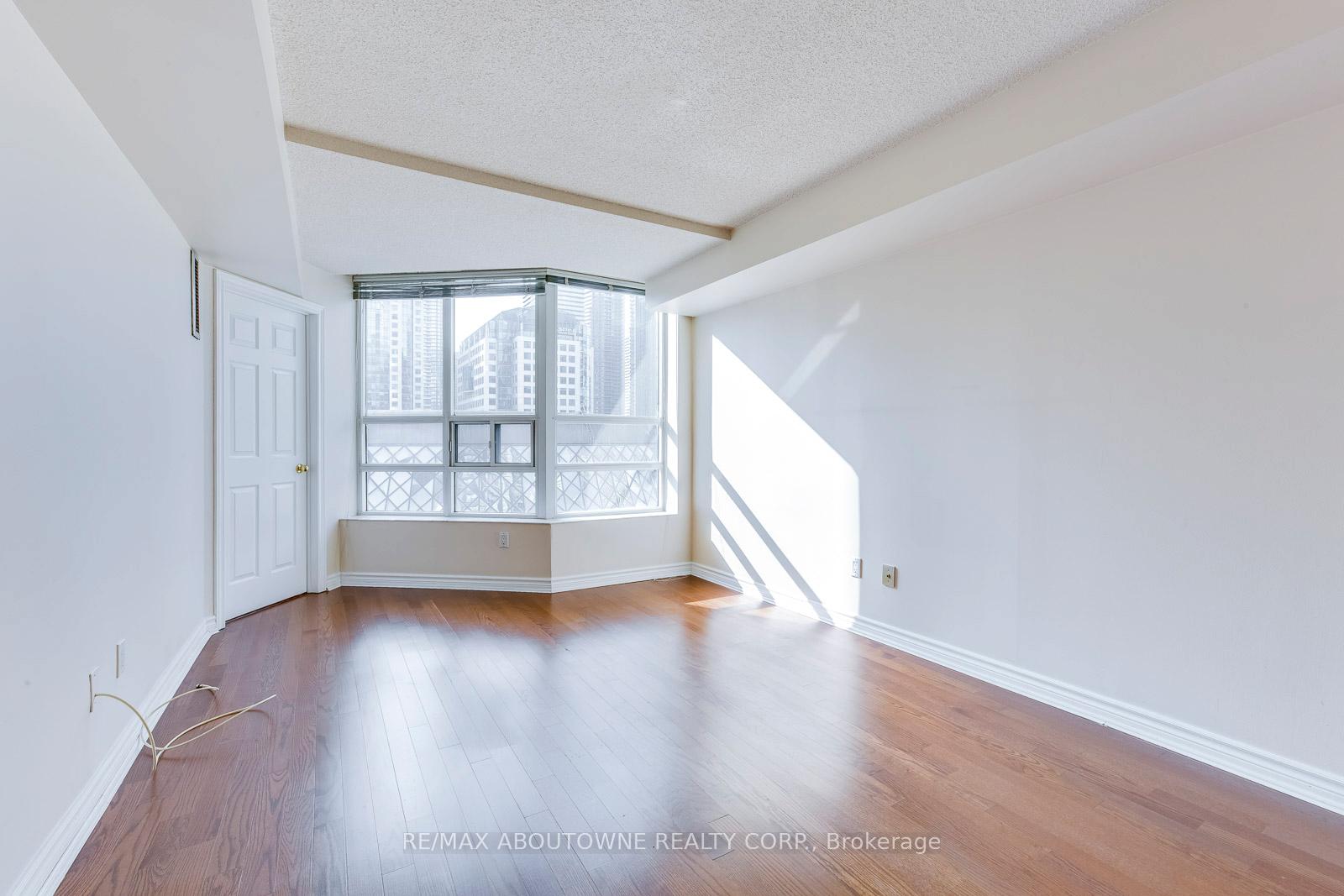 Photo 20 of Unit 701, 71 Simcoe Street, Toronto, University — HOMEH