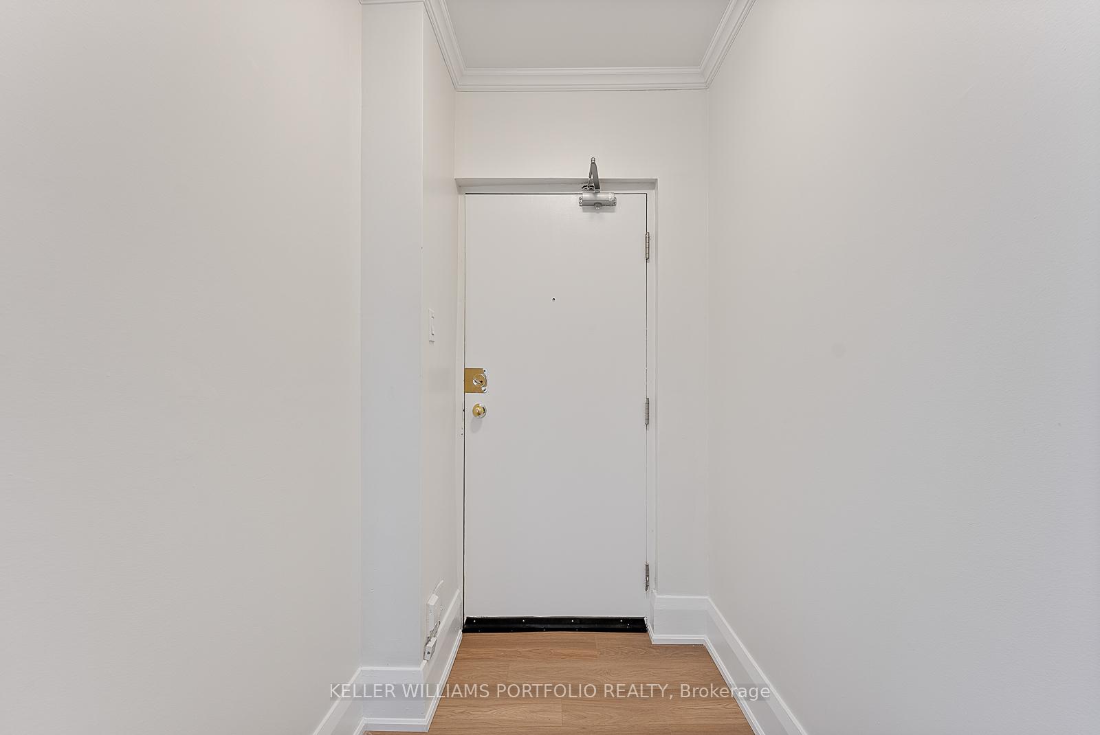 Photo 3 of Unit 402, 114 Vaughan Road, Toronto, Humewood-Cedarvale — HOMEH