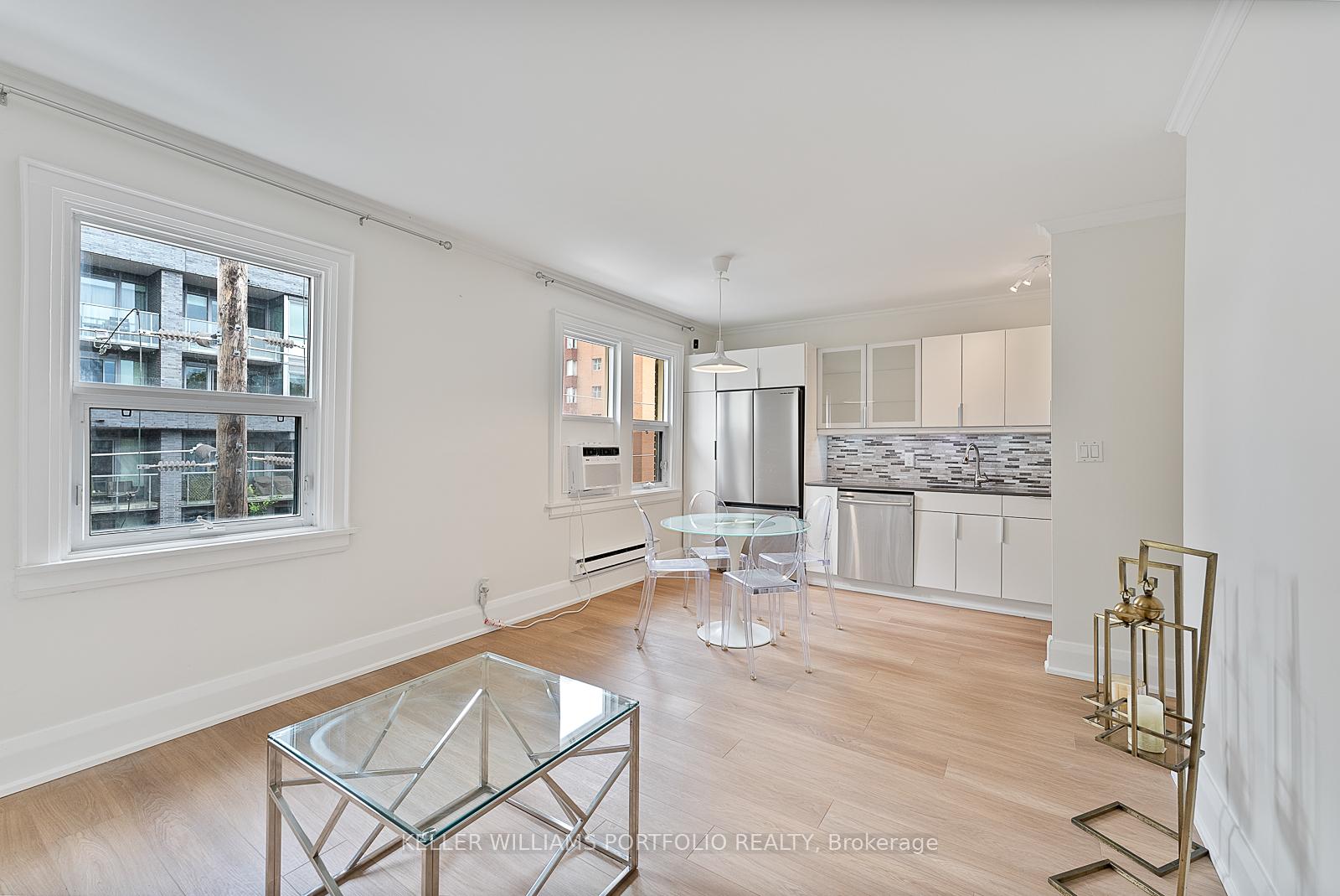 Photo 10 of Unit 402, 114 Vaughan Road, Toronto, Humewood-Cedarvale — HOMEH