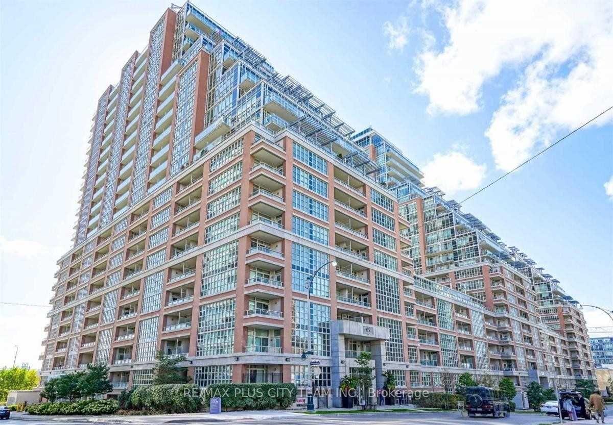 Front of Unit 718A, 75 East Liberty Street