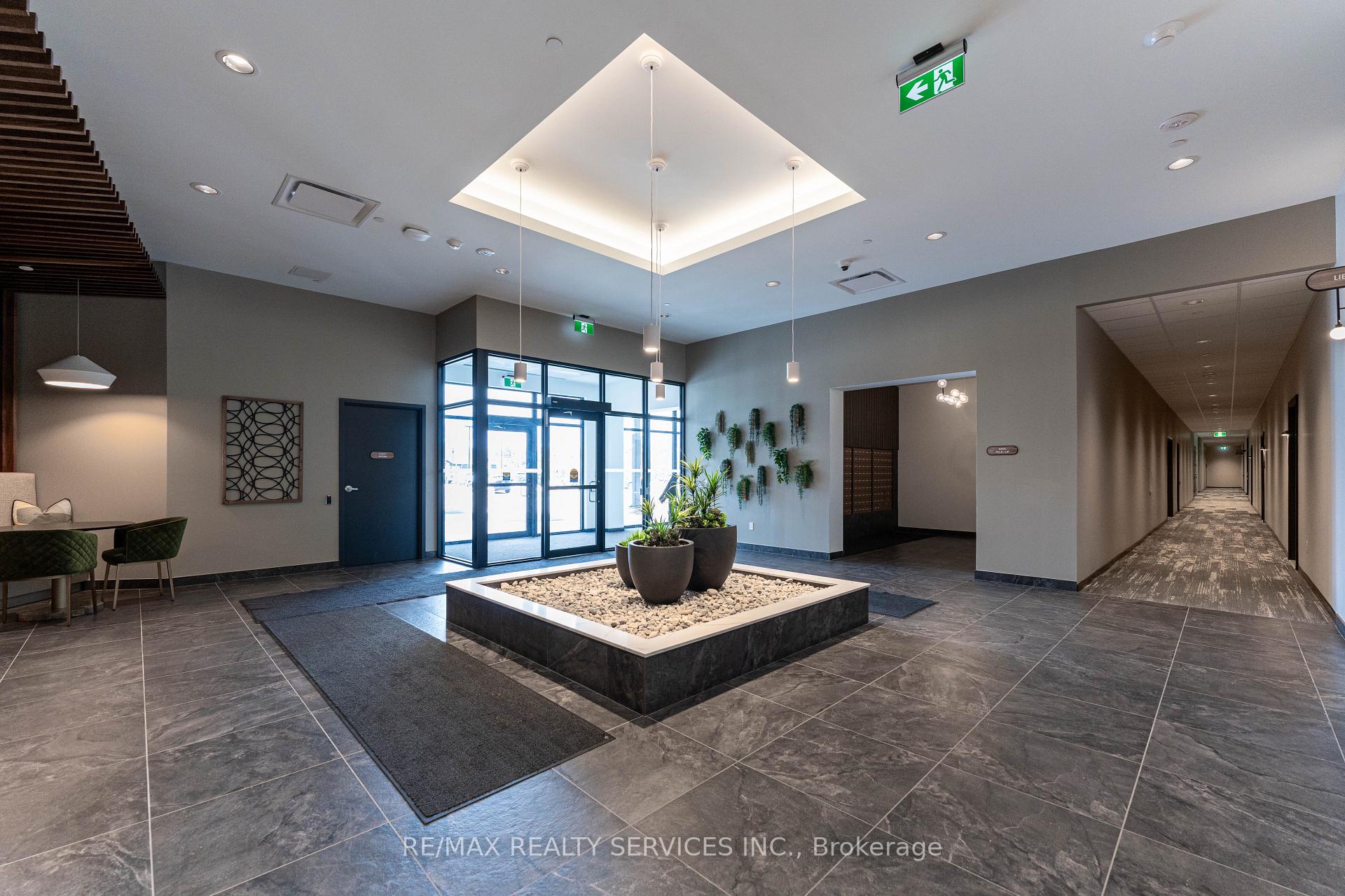 Photo 2 of Unit 402, 525 New Dundee Road, Kitchener — HOMEH
