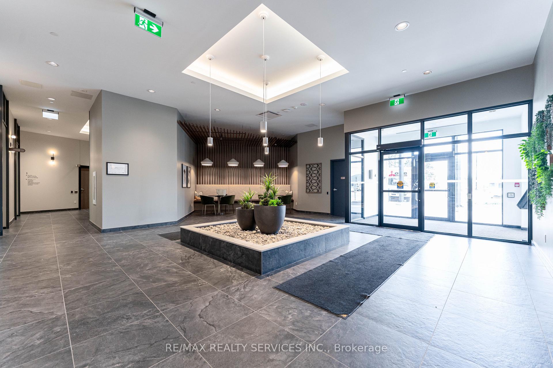 Photo 3 of Unit 402, 525 New Dundee Road, Kitchener — HOMEH