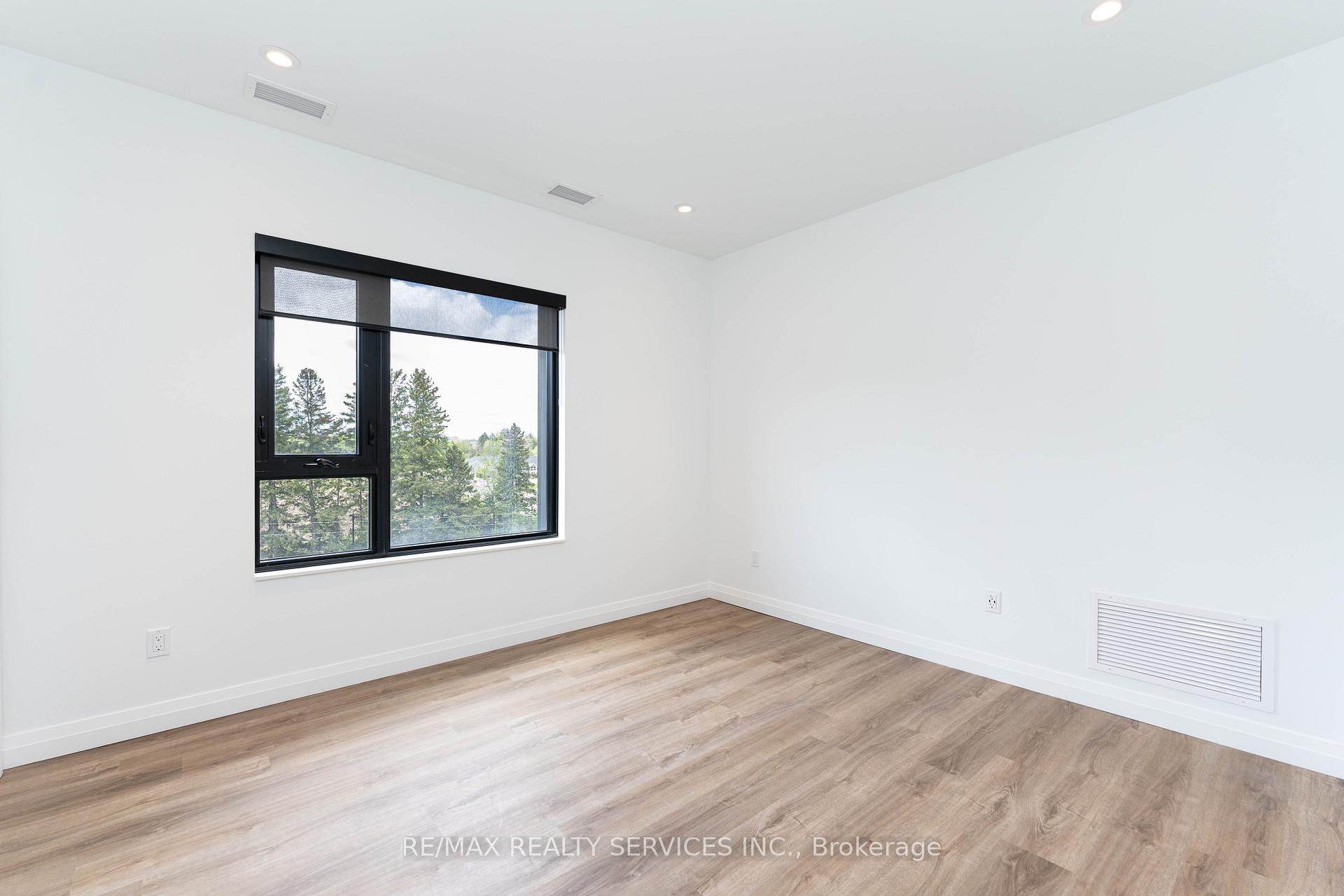 Photo 8 of Unit 402, 525 New Dundee Road, Kitchener — HOMEH
