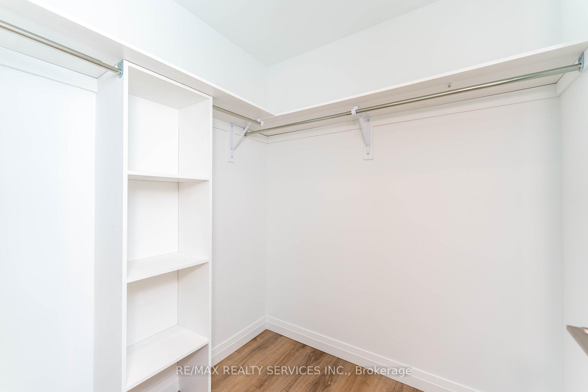 Photo 10 of Unit 402, 525 New Dundee Road, Kitchener — HOMEH