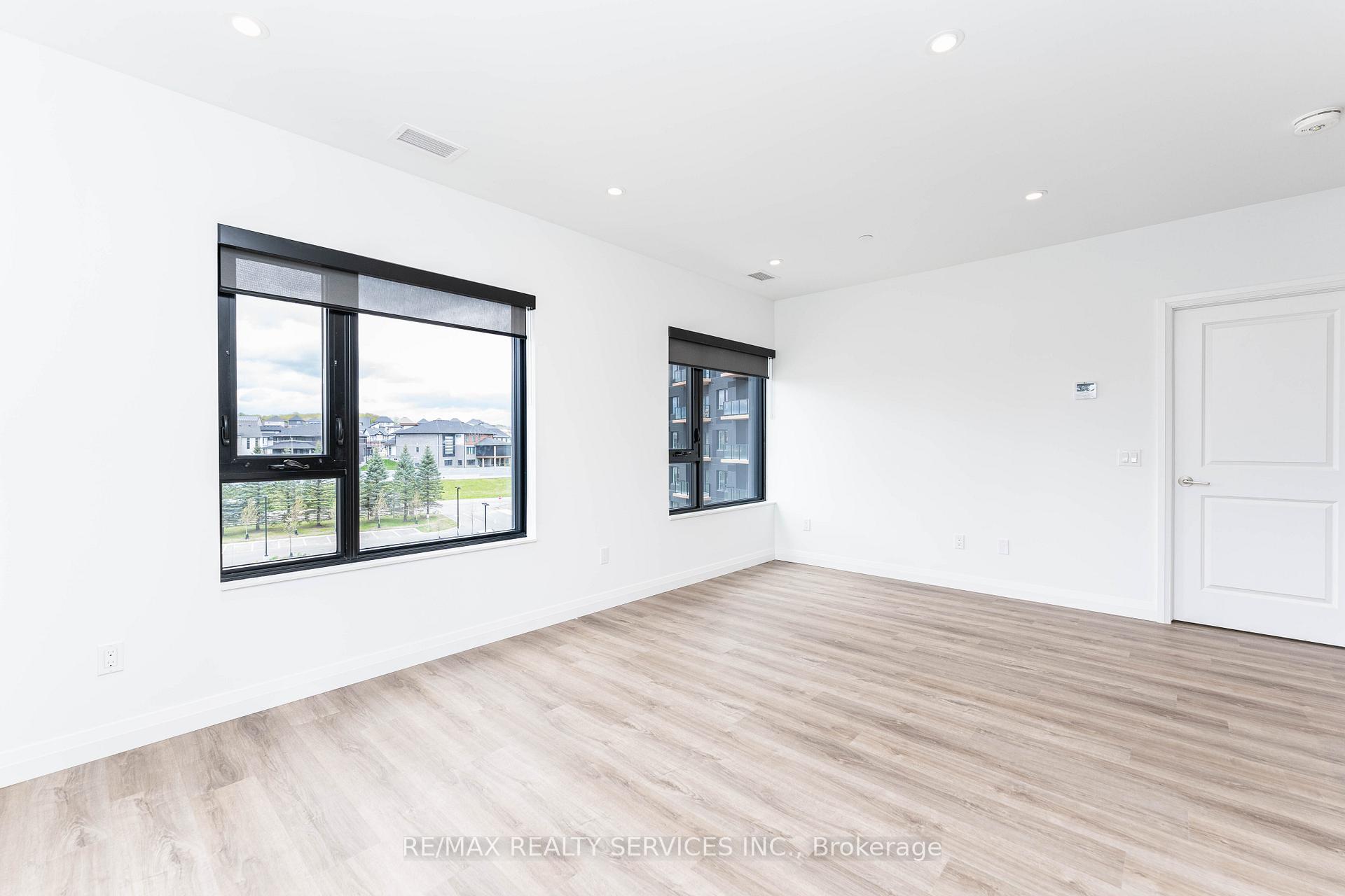 Photo 16 of Unit 402, 525 New Dundee Road, Kitchener — HOMEH