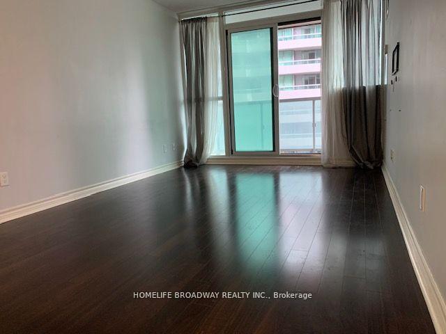 Photo 8 of Unit 1003, 25 Lower Simcoe Street, Toronto, Waterfront Communities — HOMEH