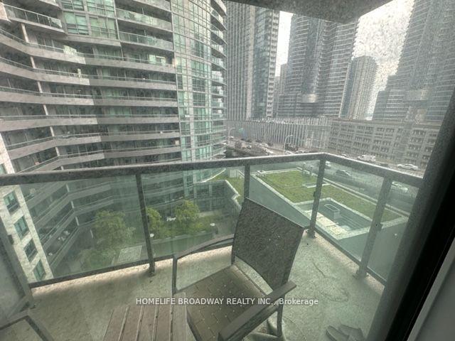Photo 11 of Unit 1003, 25 Lower Simcoe Street, Toronto, Waterfront Communities — HOMEH