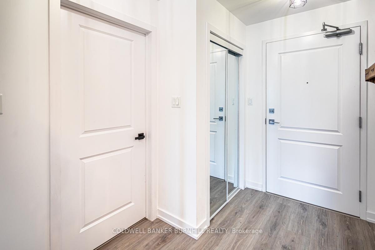 Photo 5 of Unit 423, 125 Shoreview Place, Hamilton, Stoney Creek — HOMEH