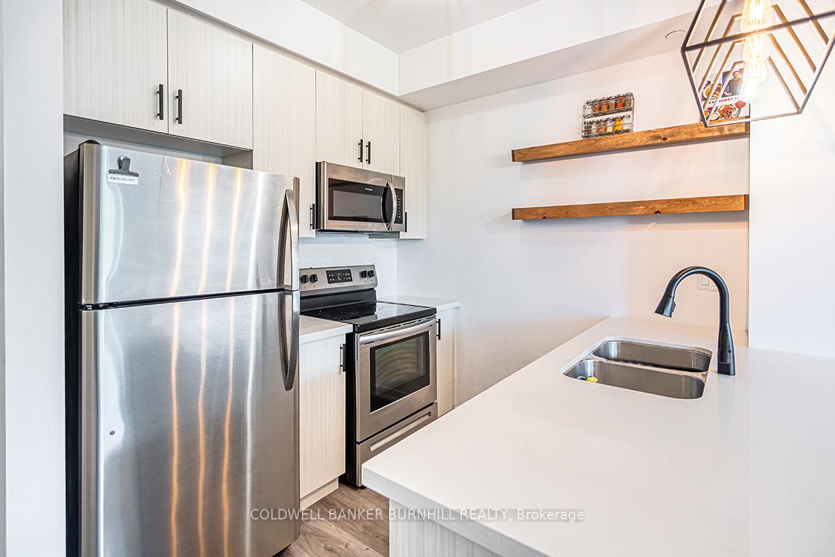 Photo 9 of Unit 423, 125 Shoreview Place, Hamilton, Stoney Creek — HOMEH