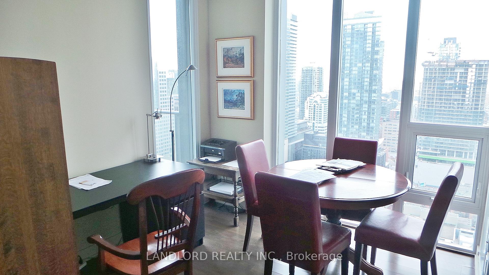 Photo 3 of Unit 3003, 126 Simcoe Street, Toronto, Waterfront Communities — HOMEH